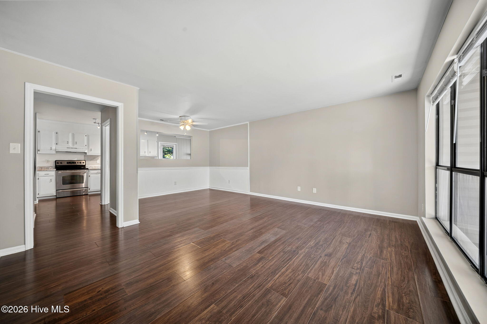 1107 Massey Court Property Photo 7