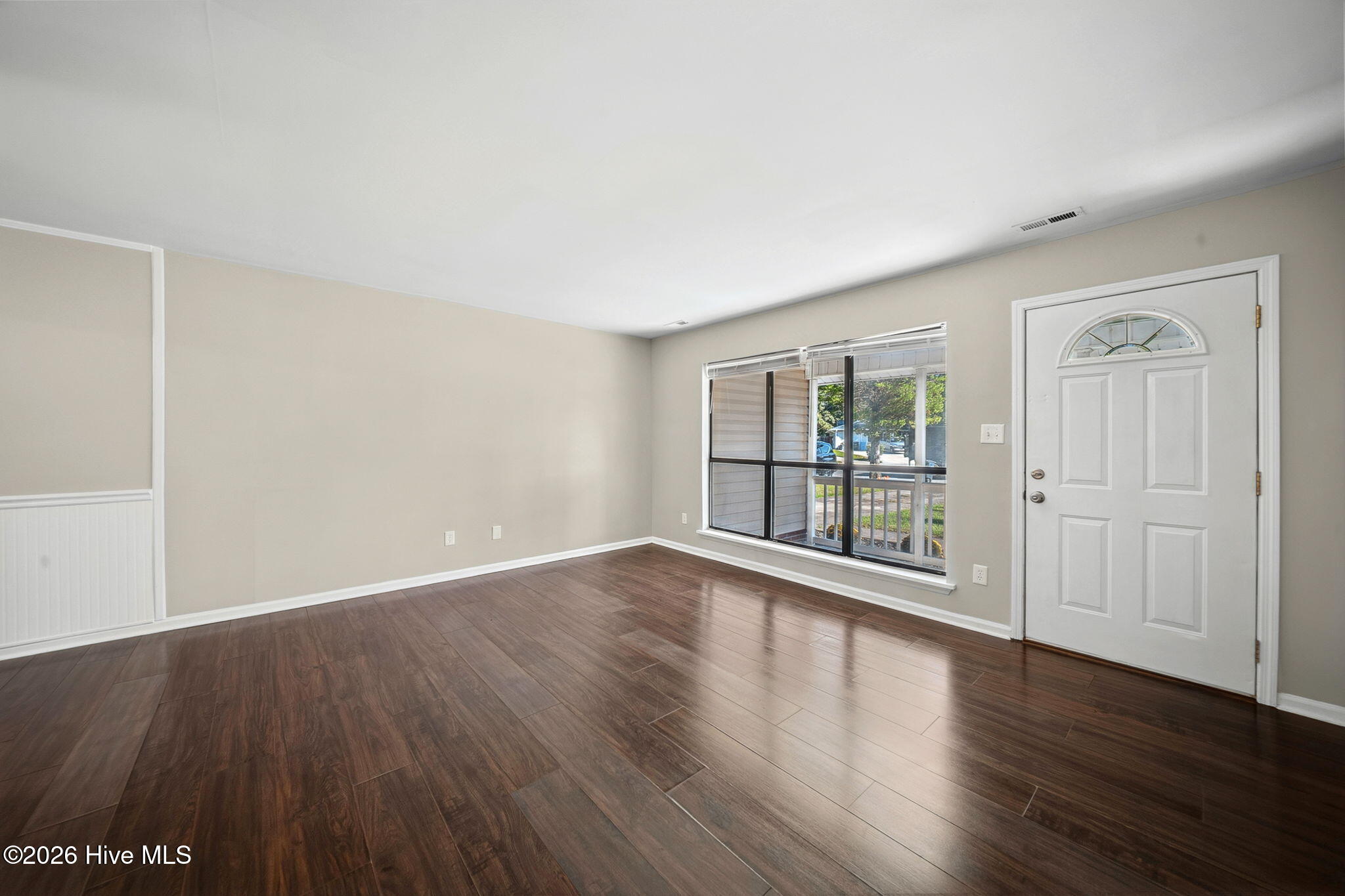 1107 Massey Court Property Photo 8