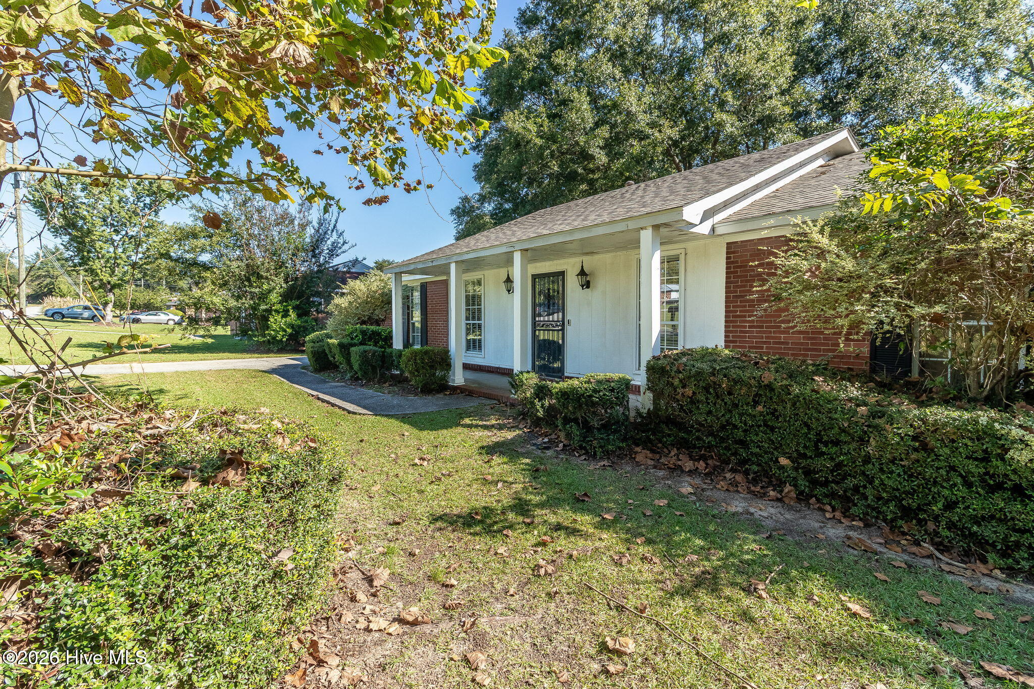 3812 Southwood Drive Property Photo 4