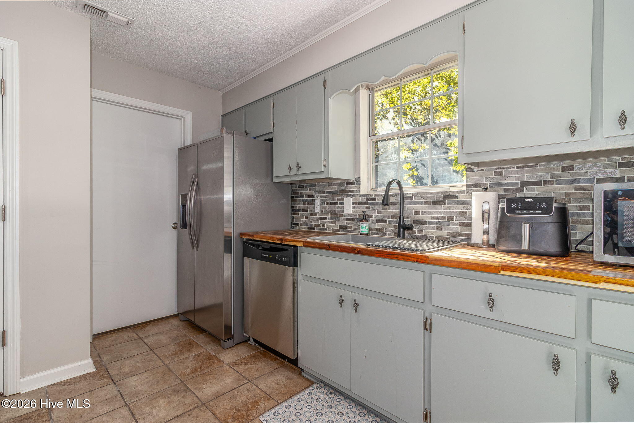3812 Southwood Drive Property Photo 19