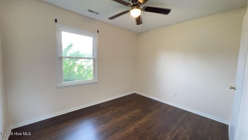 1011 Blue Leaf Place Property Photo 7