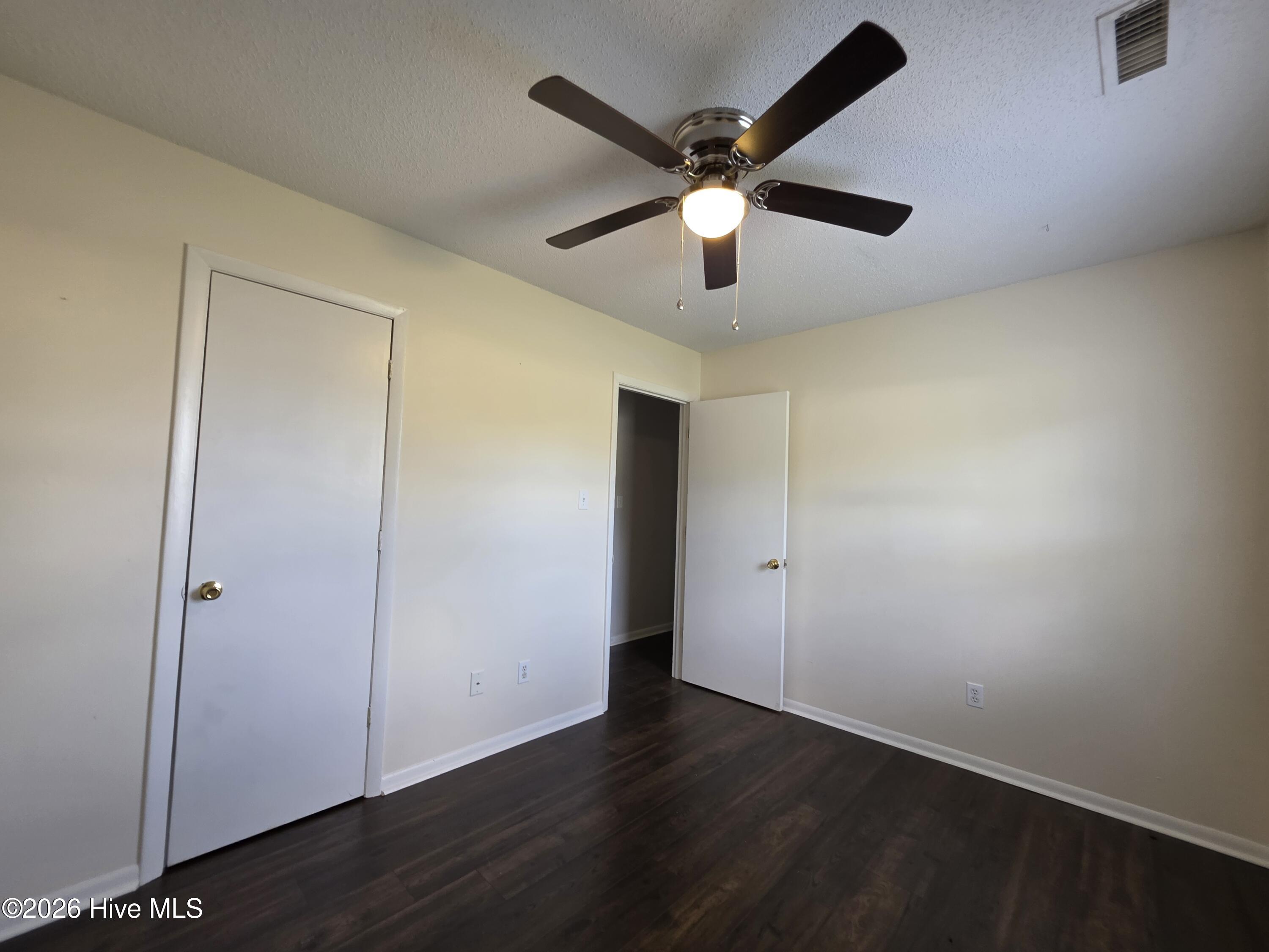 1011 Blue Leaf Place Property Photo 15