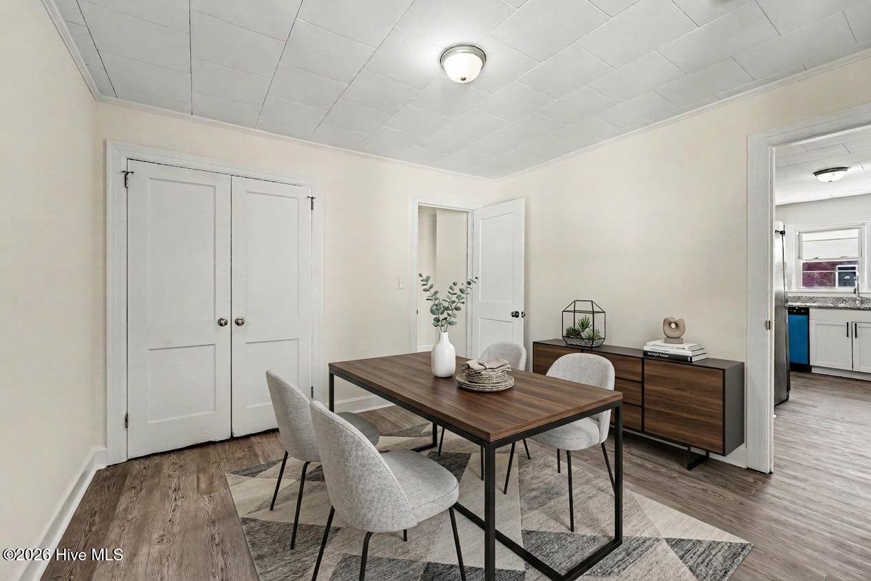 1009 W New Hampshire Avenue Property Photo 16