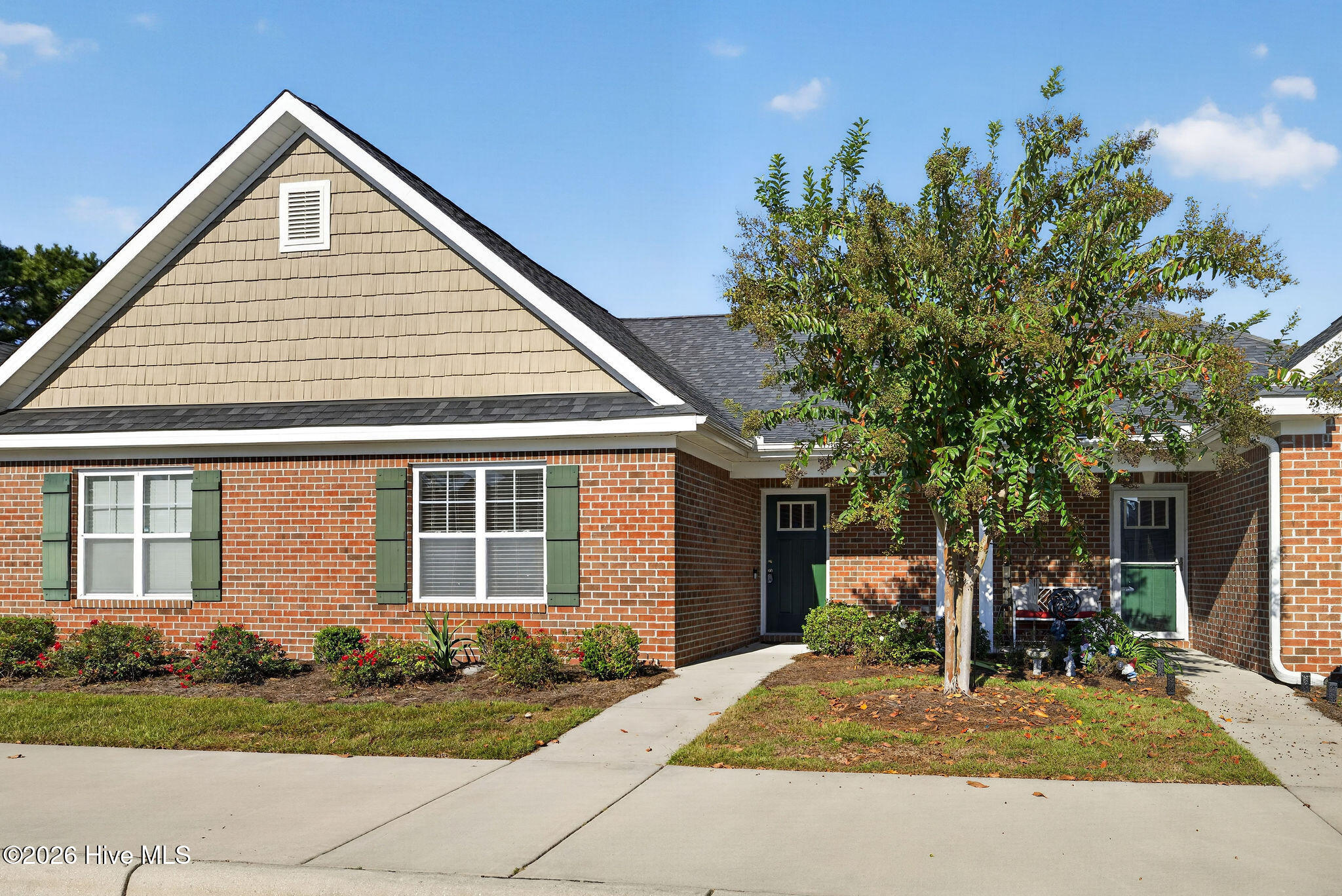 1069 Bridgeport Way Property Photo 1