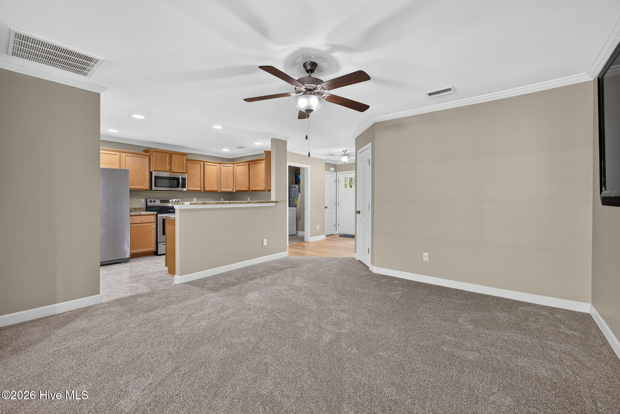 1069 Bridgeport Way Property Photo 17