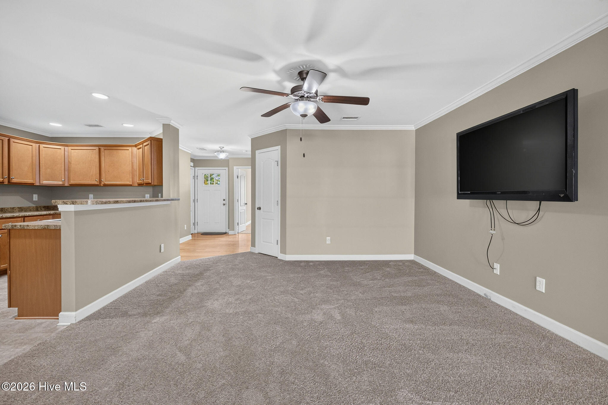 1069 Bridgeport Way Property Photo 18