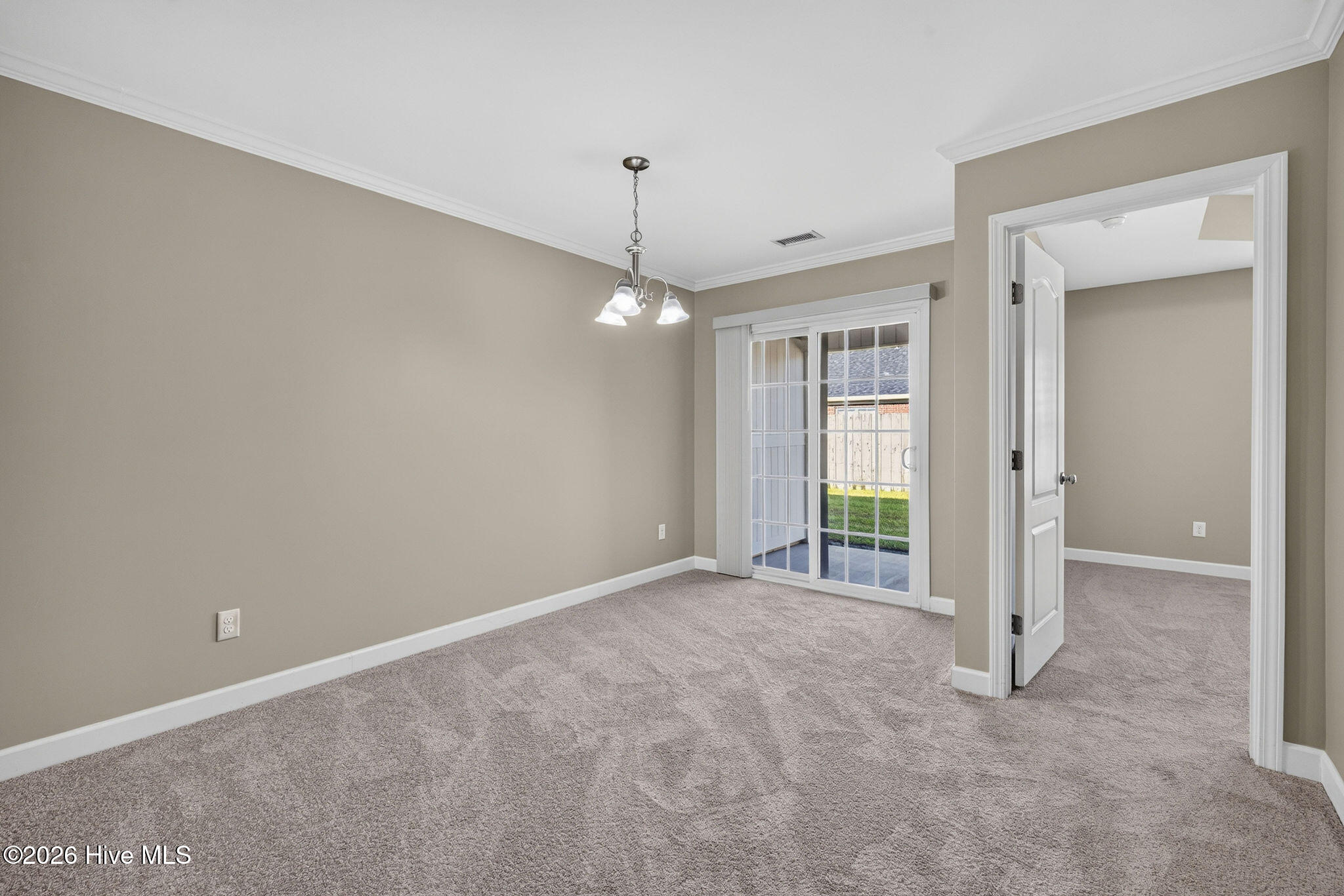 1069 Bridgeport Way Property Photo 20