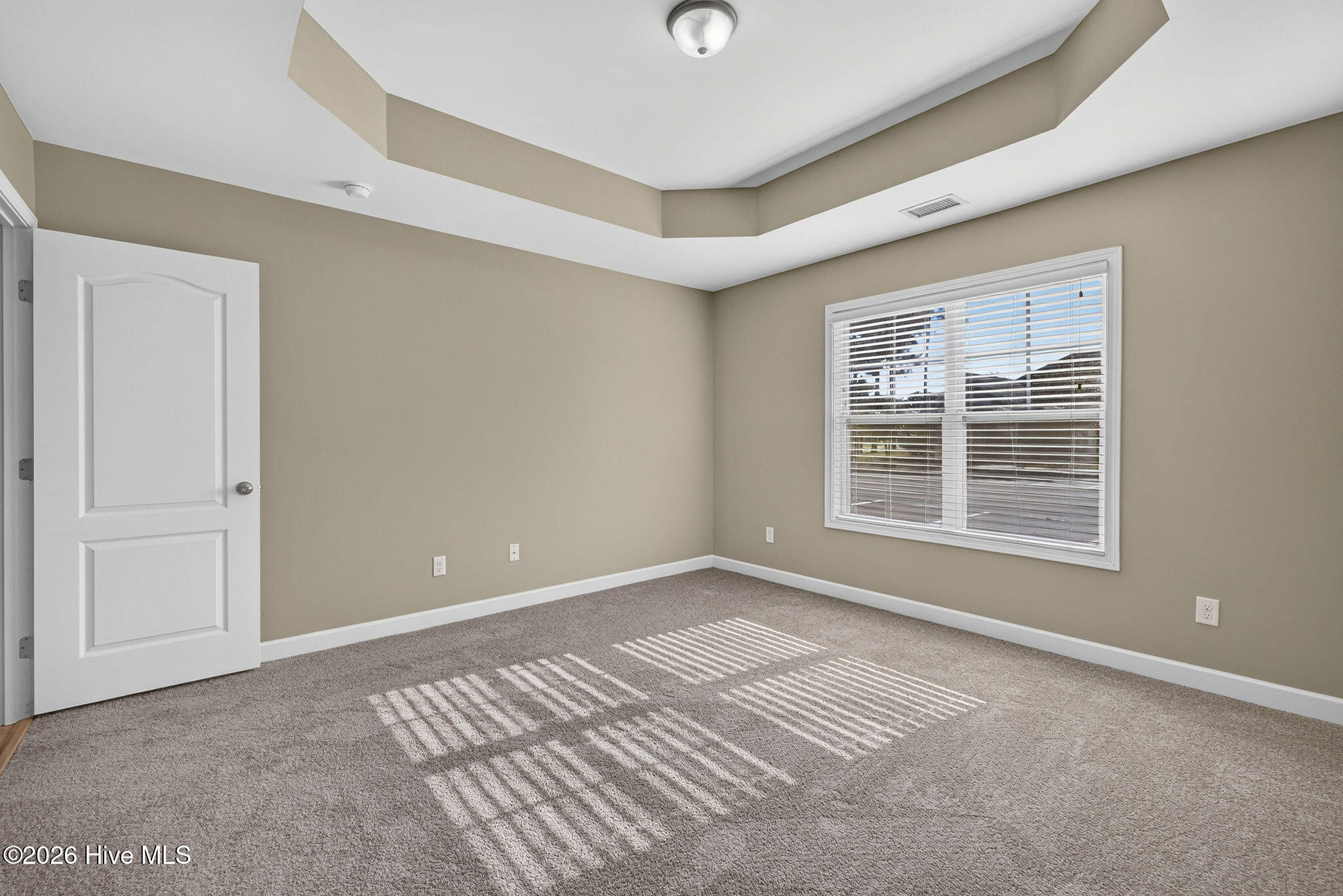 1069 Bridgeport Way Property Photo 32