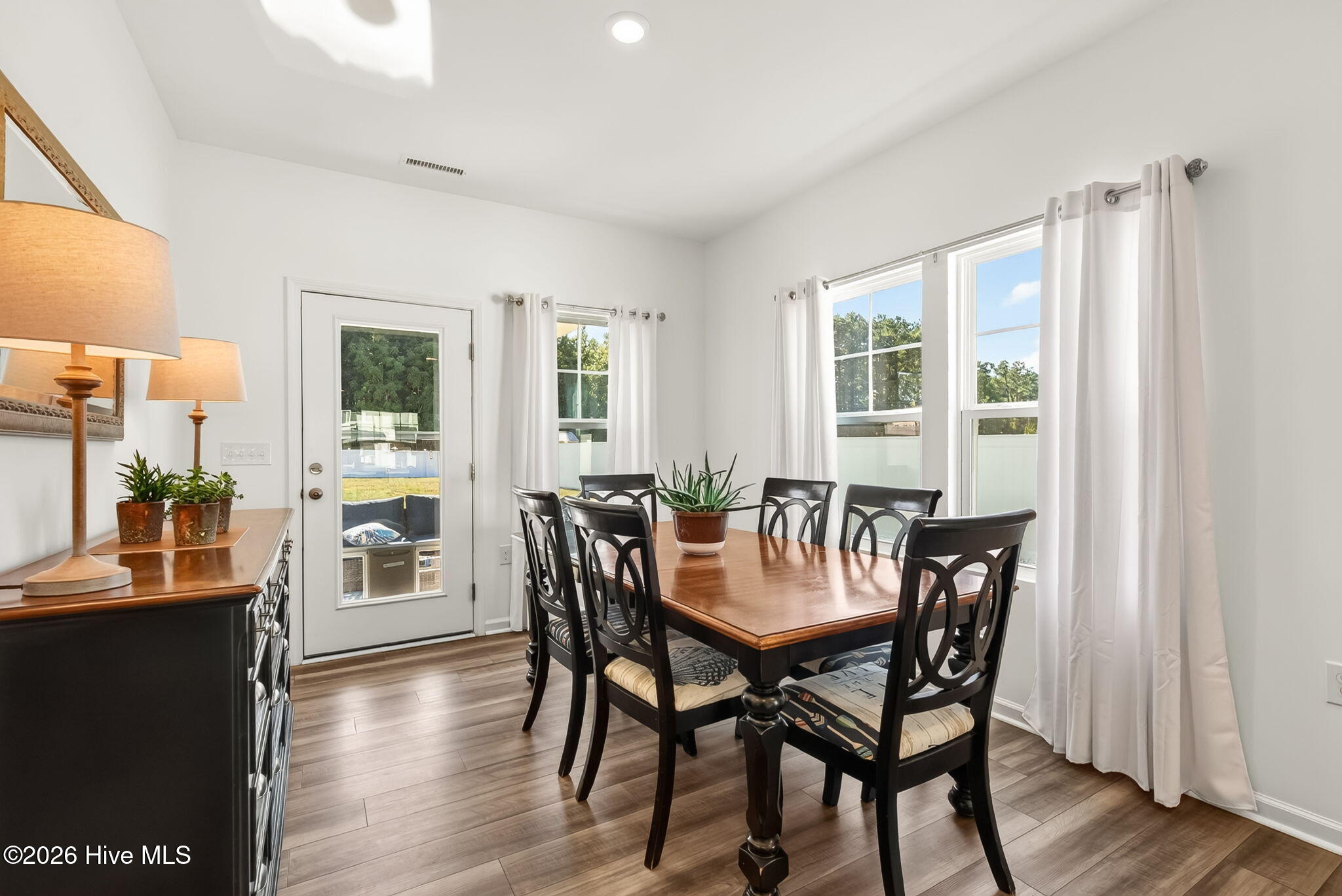 108 Queenstown Drive Property Photo 10