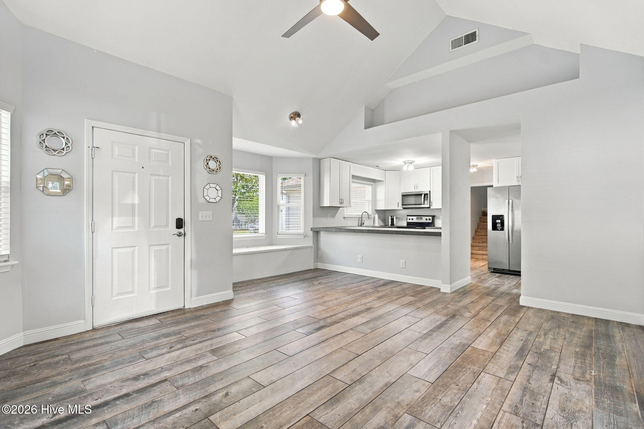 3407 Belmont Circle Property Photo 5