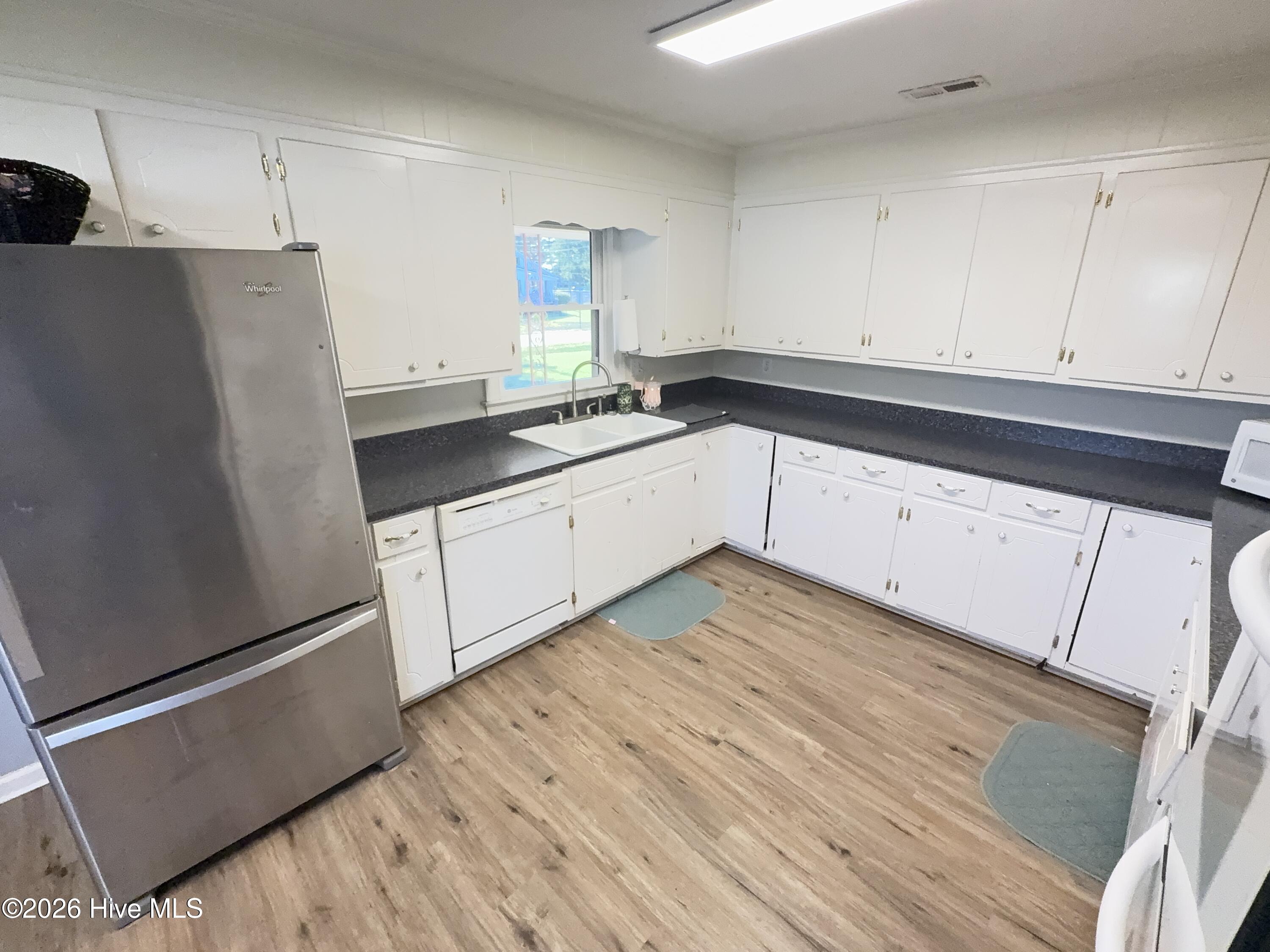 109 E Church Street Property Photo 5