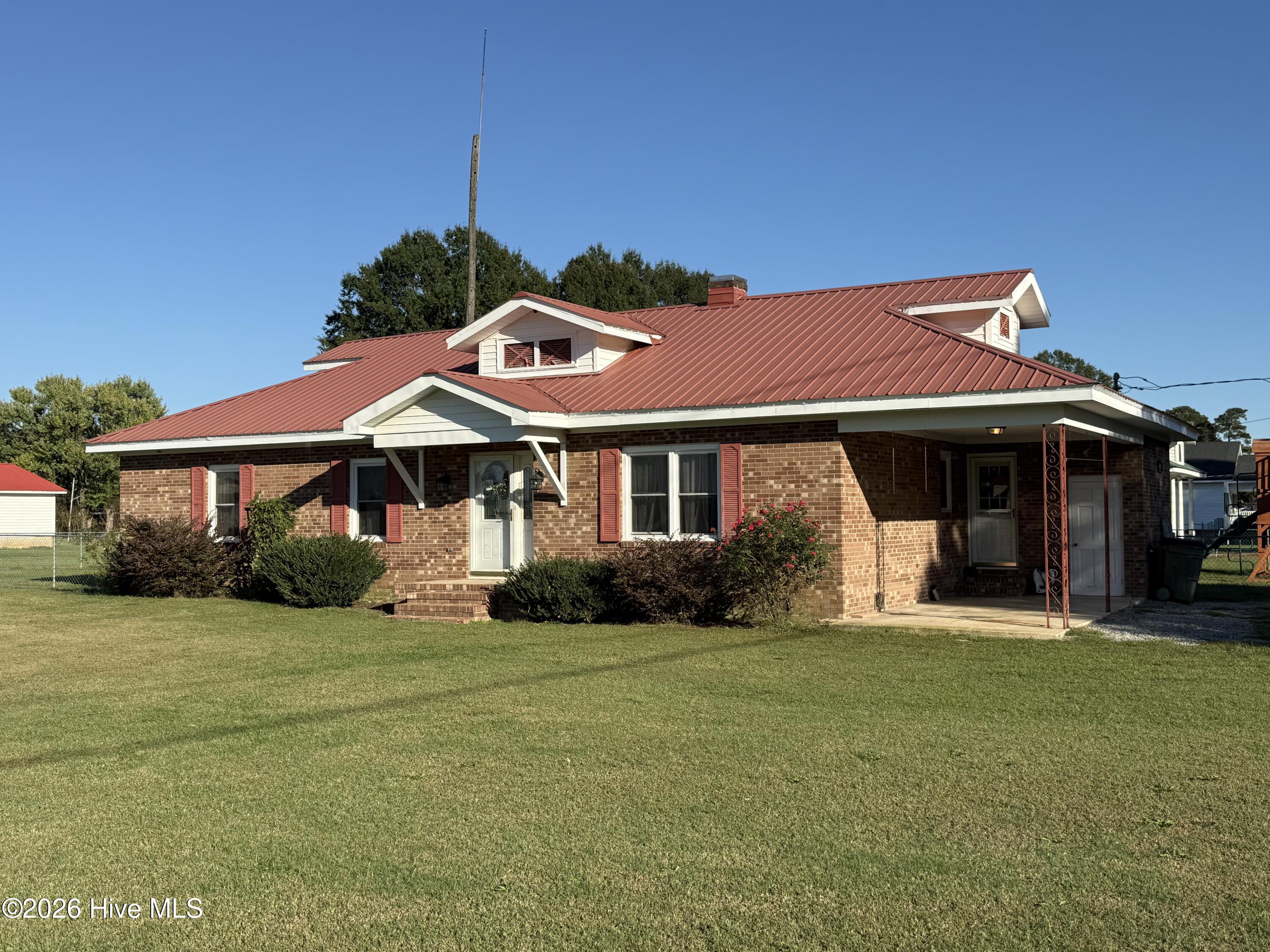 109 E Church Street Property Photo 25