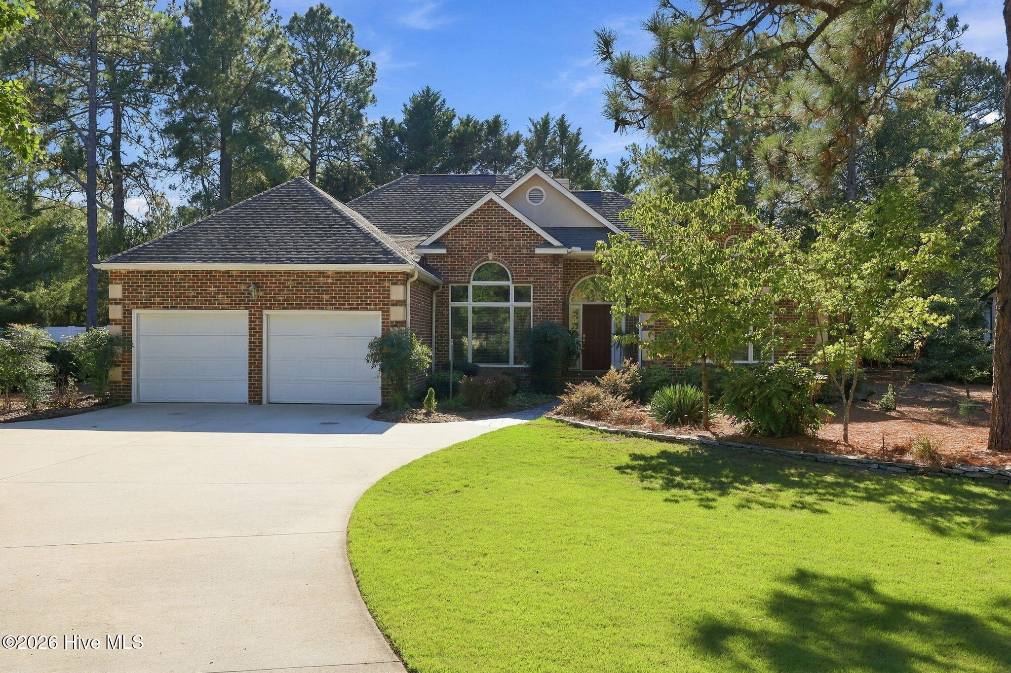 30 Briarwood Circle Property Photo 1