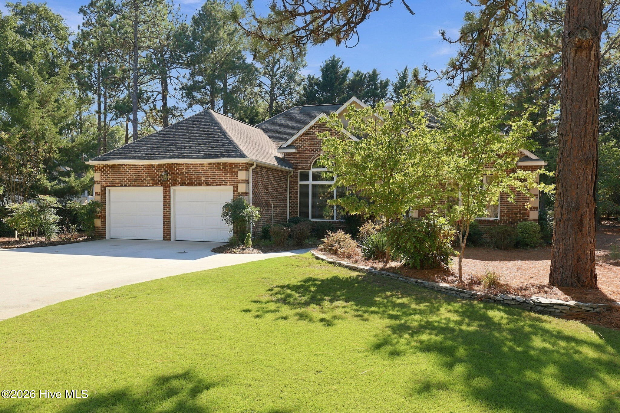 30 Briarwood Circle Property Photo 2