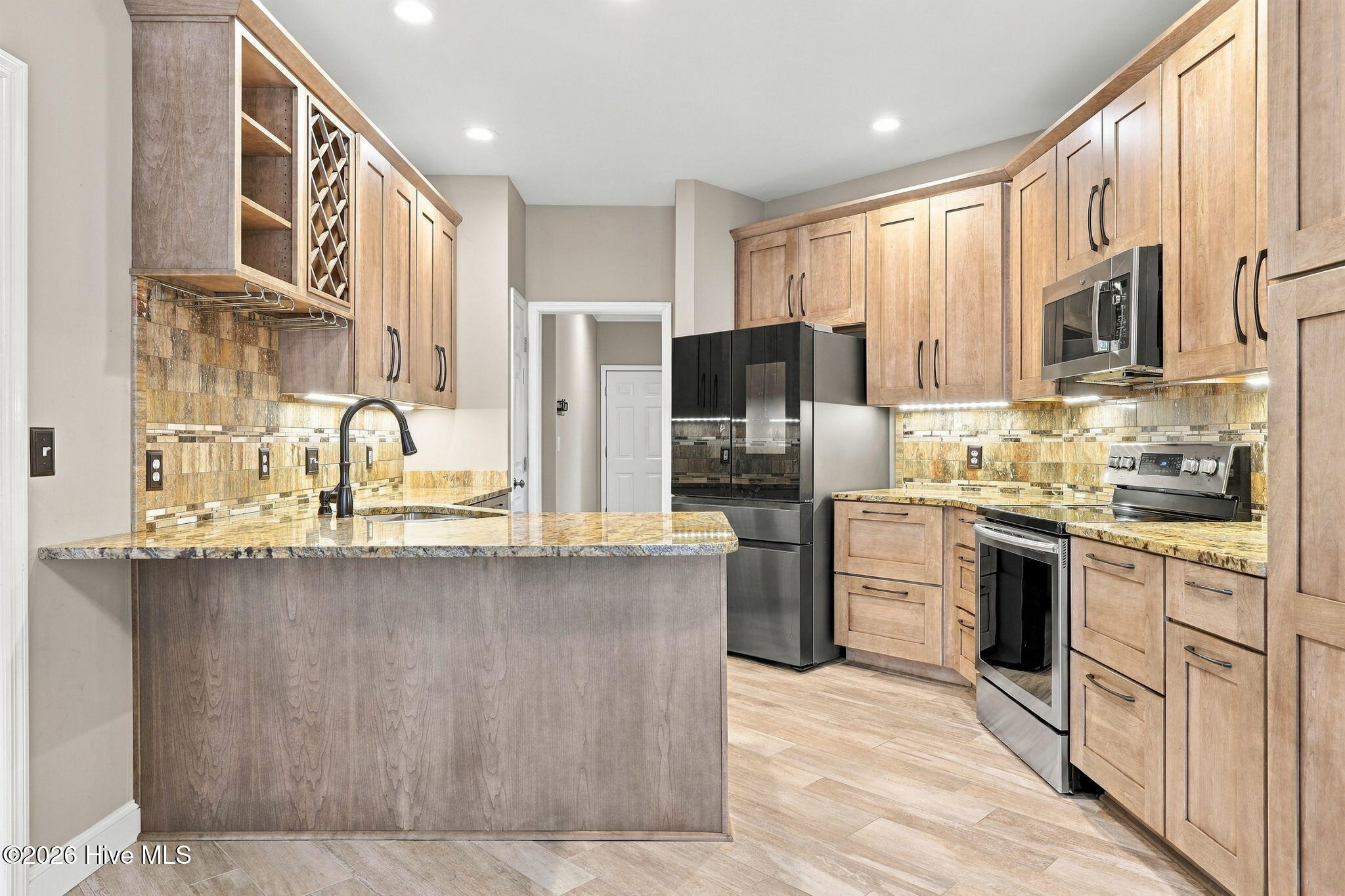 30 Briarwood Circle Property Photo 17
