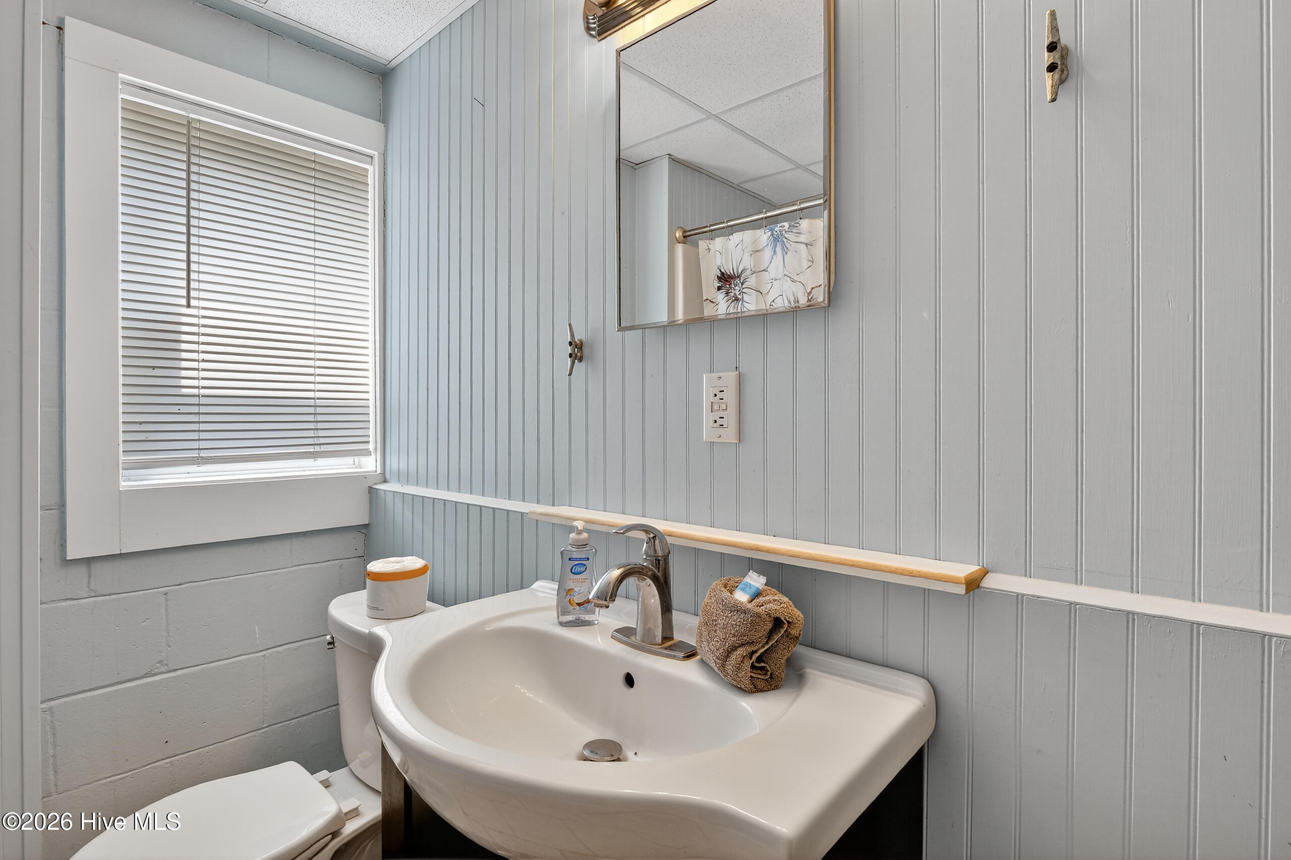 410 S Anderson Boulevard B Property Photo 15