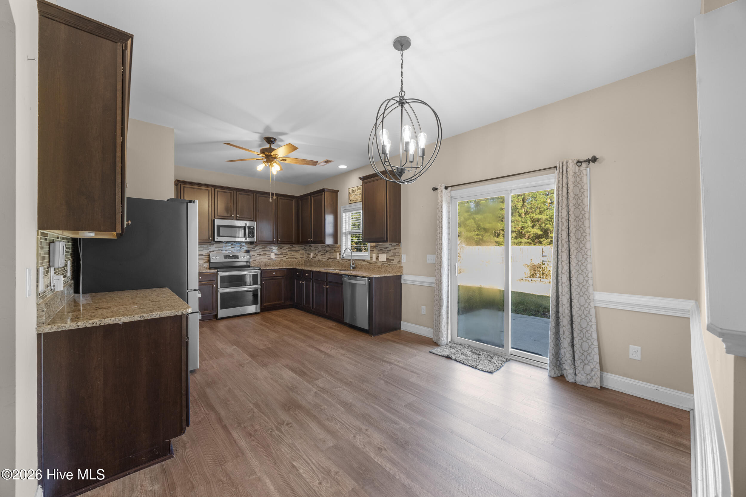 104 Saw Grass Drive Property Photo 24