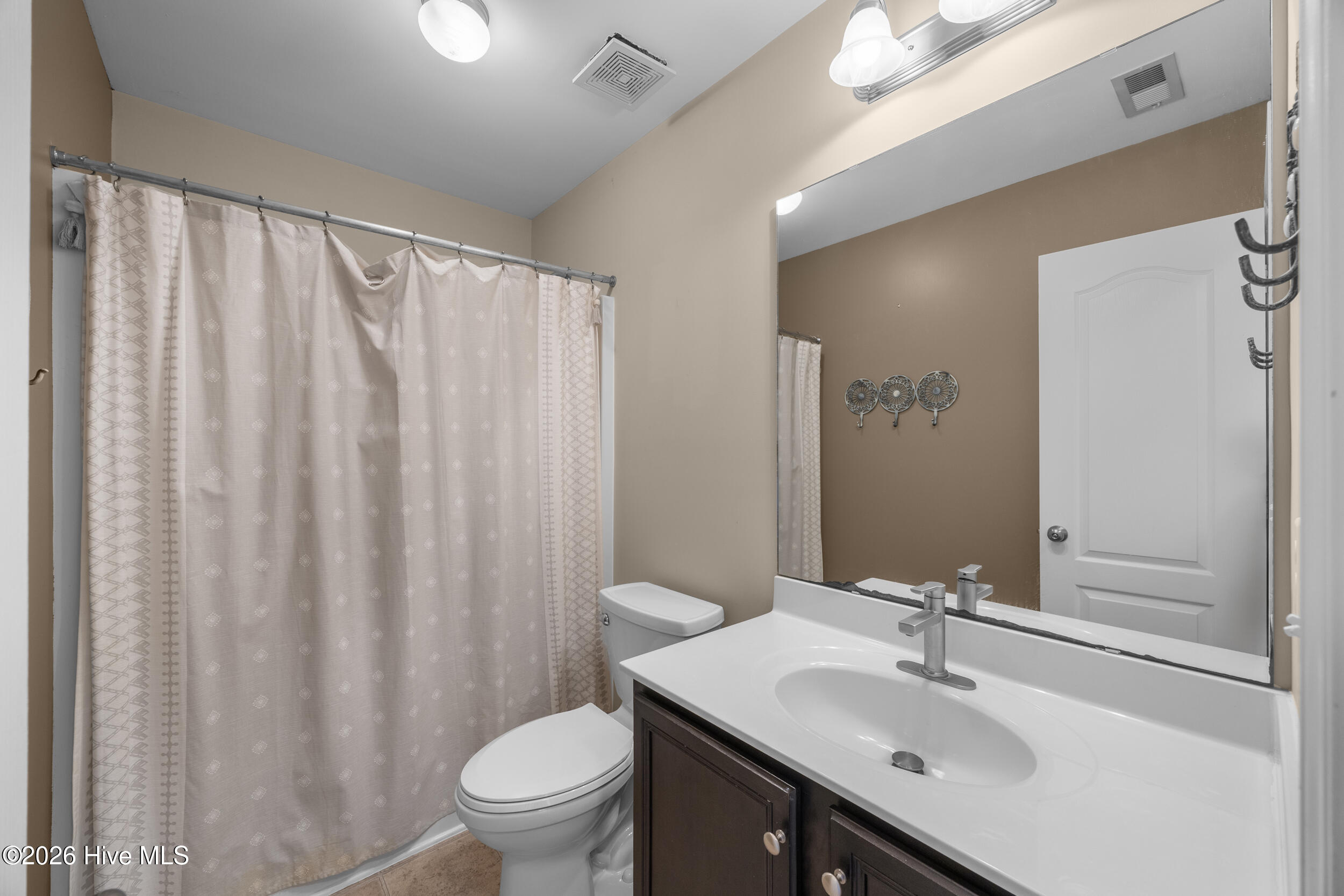 104 Saw Grass Drive Property Photo 32
