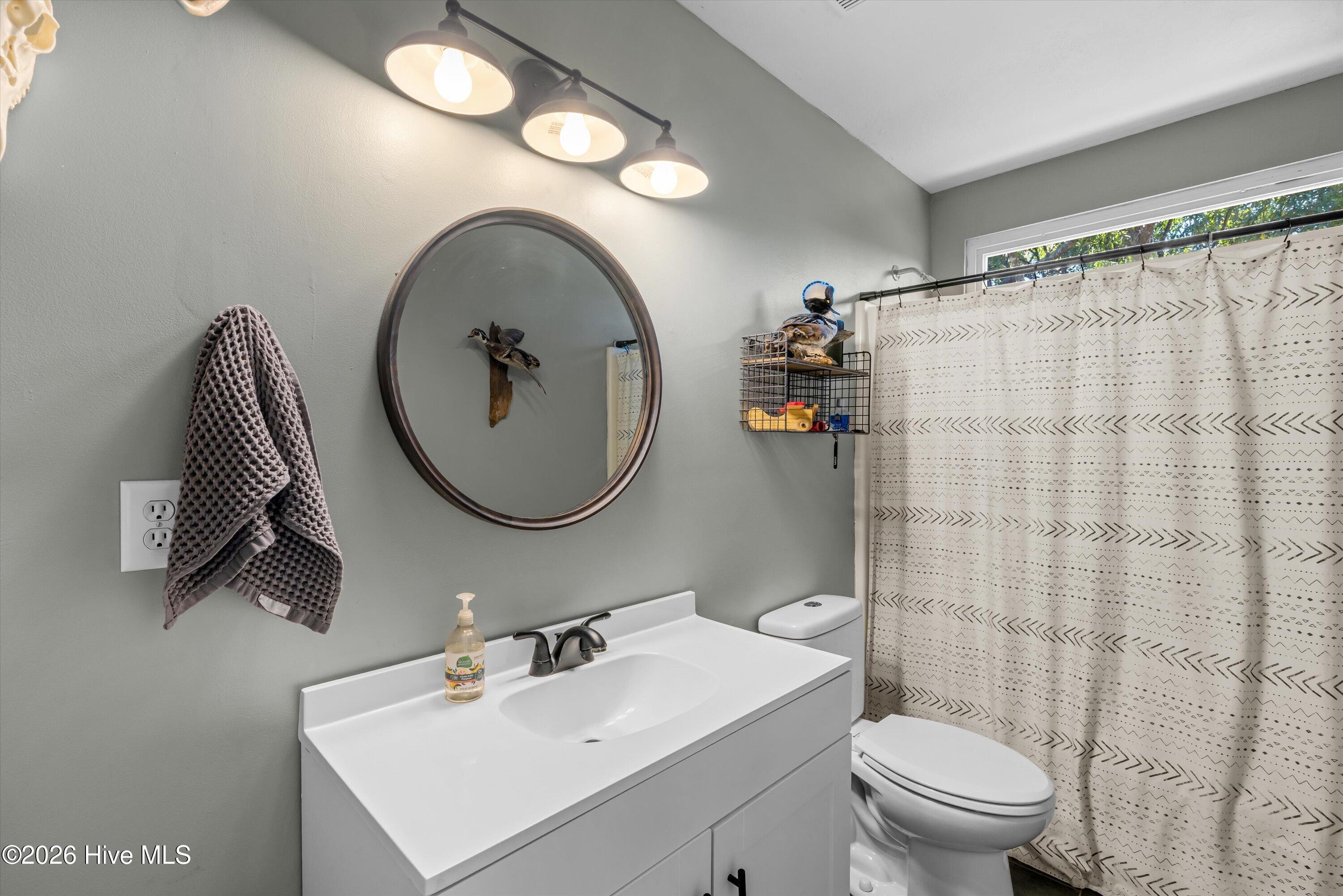 888 Windmill Lane Property Photo 18