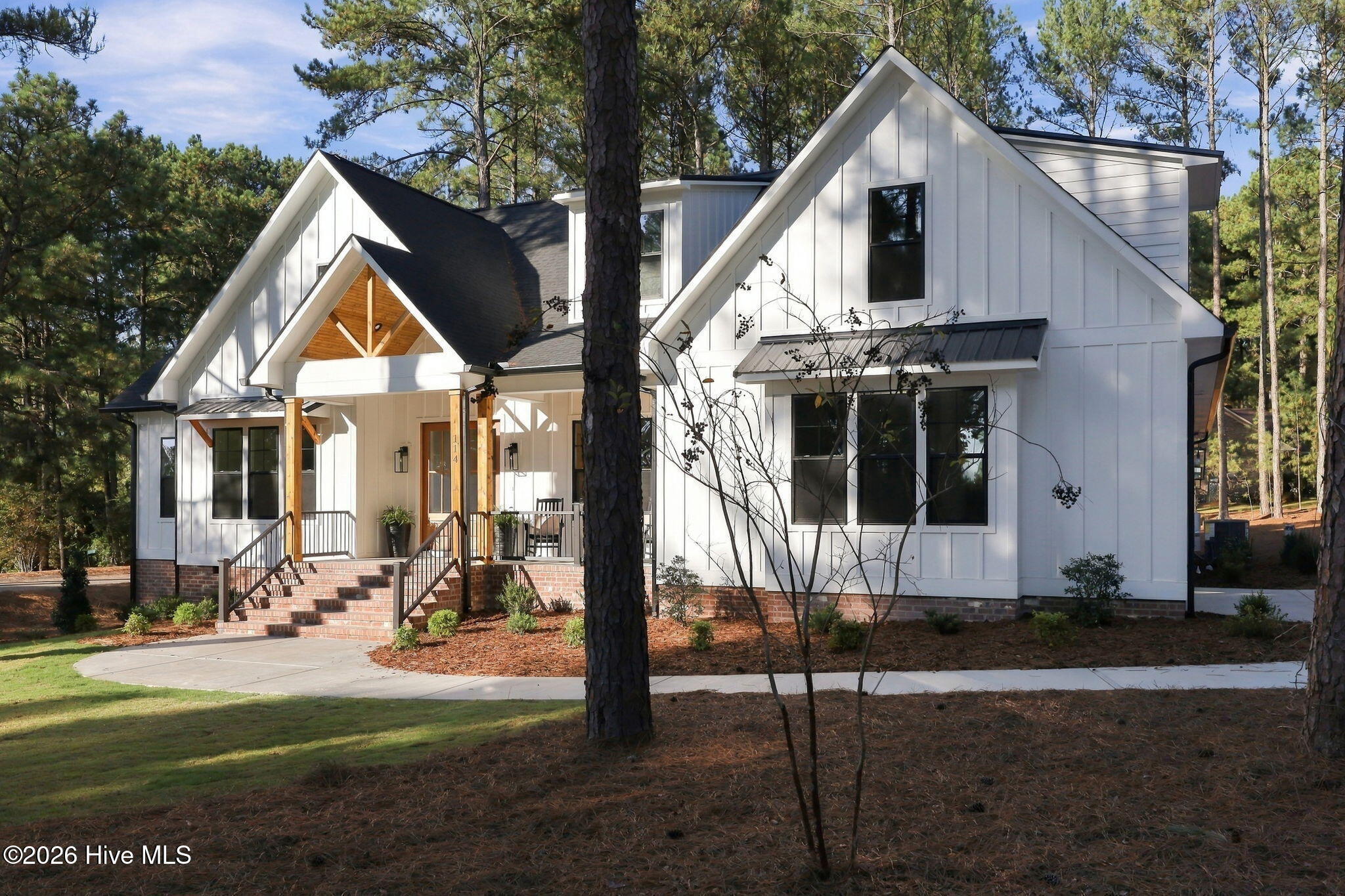 114 Glen Cove Lane Property Photo 12