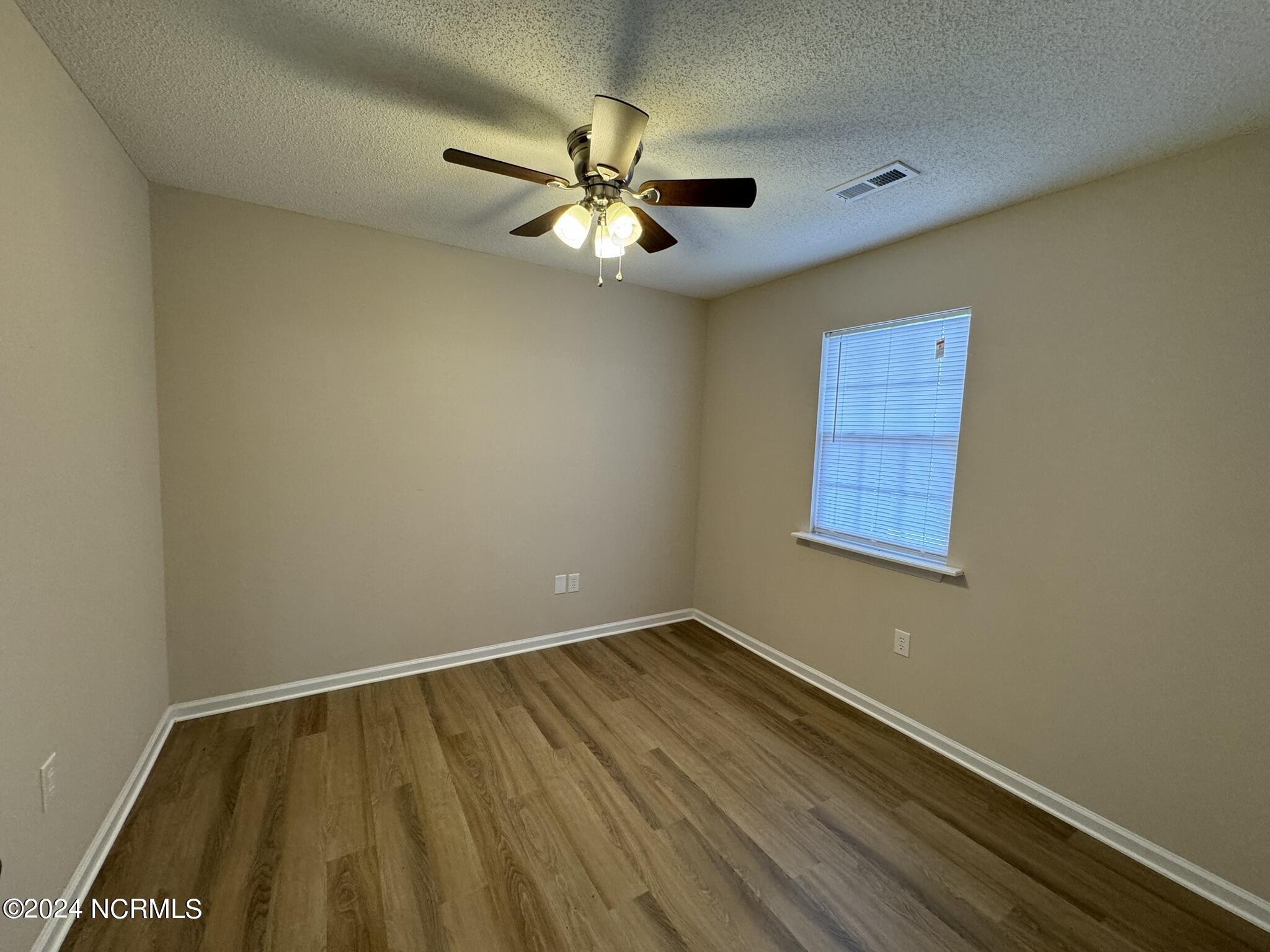 2215 Hurt Drive Property Photo 9