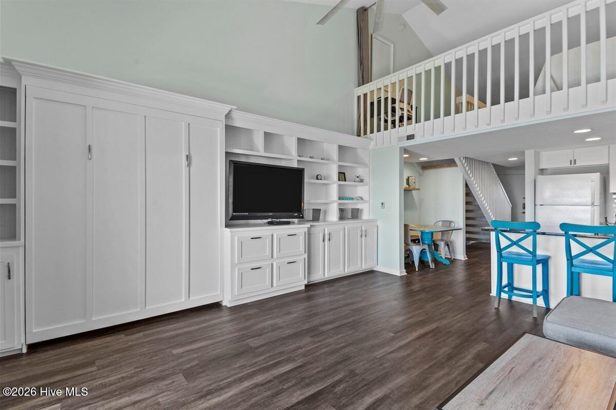 918 N New River Drive 534 Property Photo 5