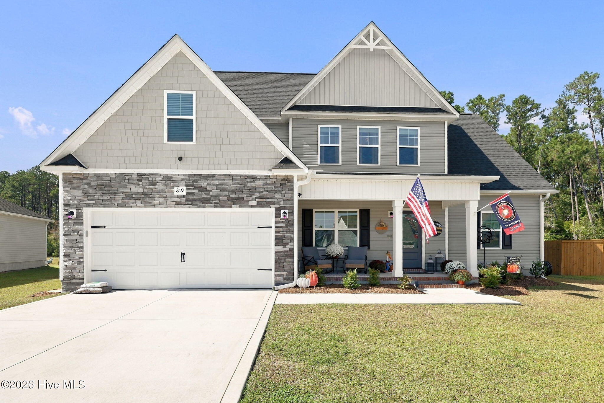 819 Cooke Drive Property Photo 1