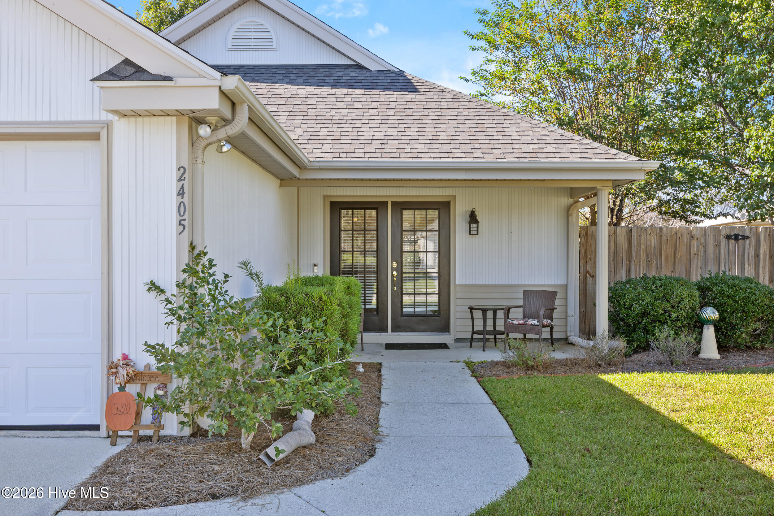 2405 Sunburst Court Property Photo 2