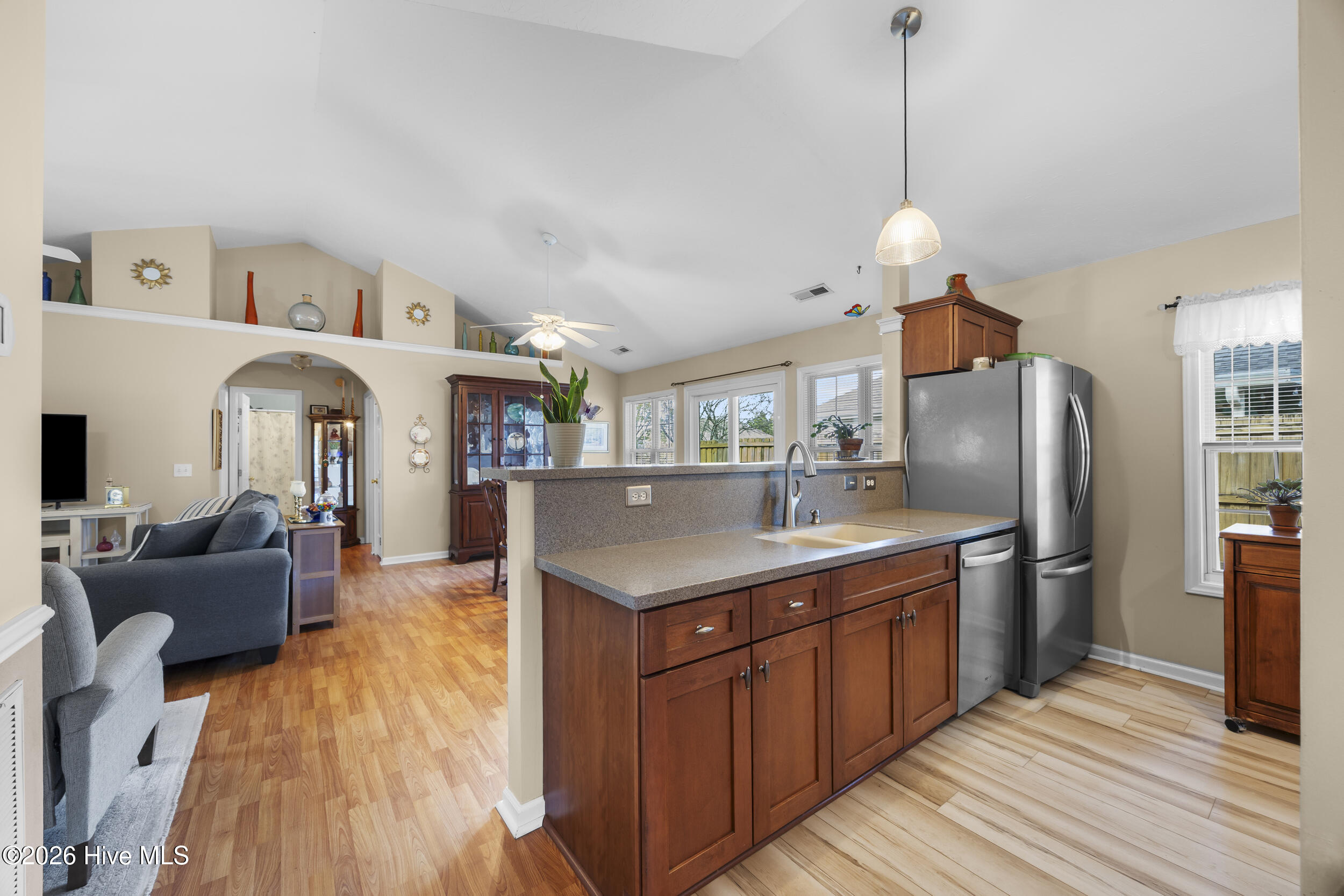 2405 Sunburst Court Property Photo 5