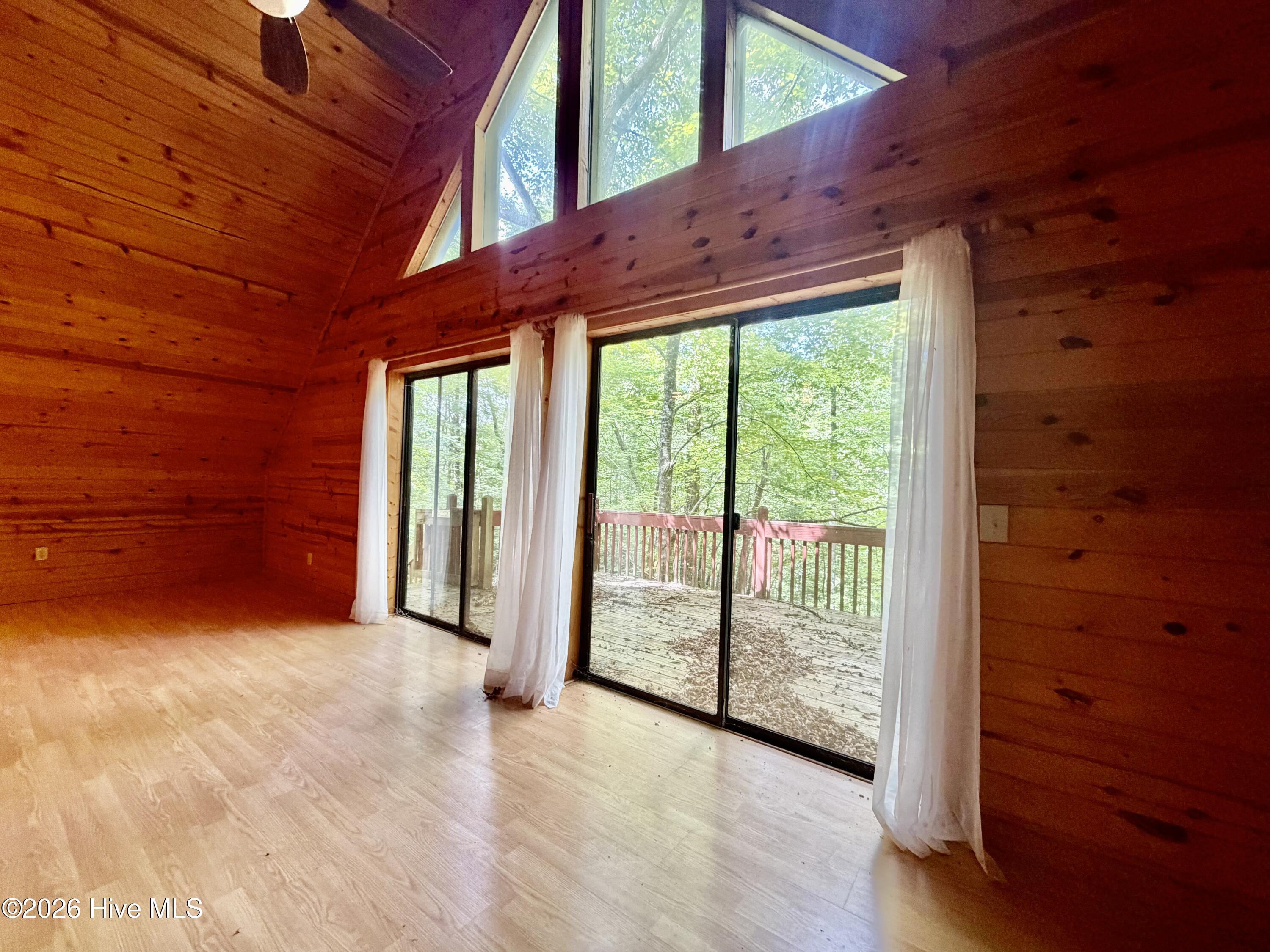 441 Shields Creek Road Property Photo 4