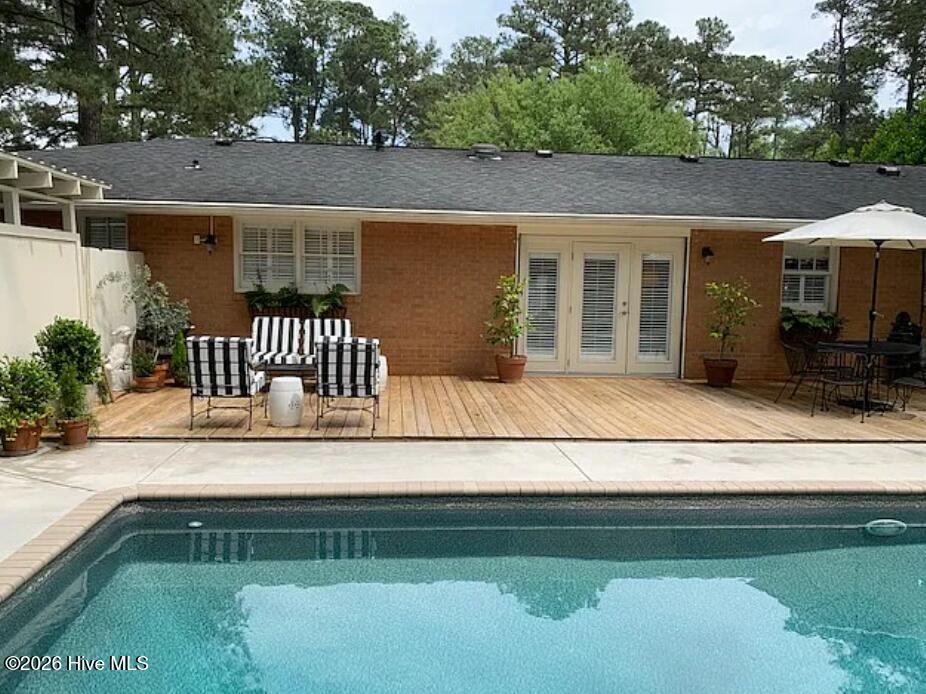 3132 Edinburgh Drive Property Photo 2
