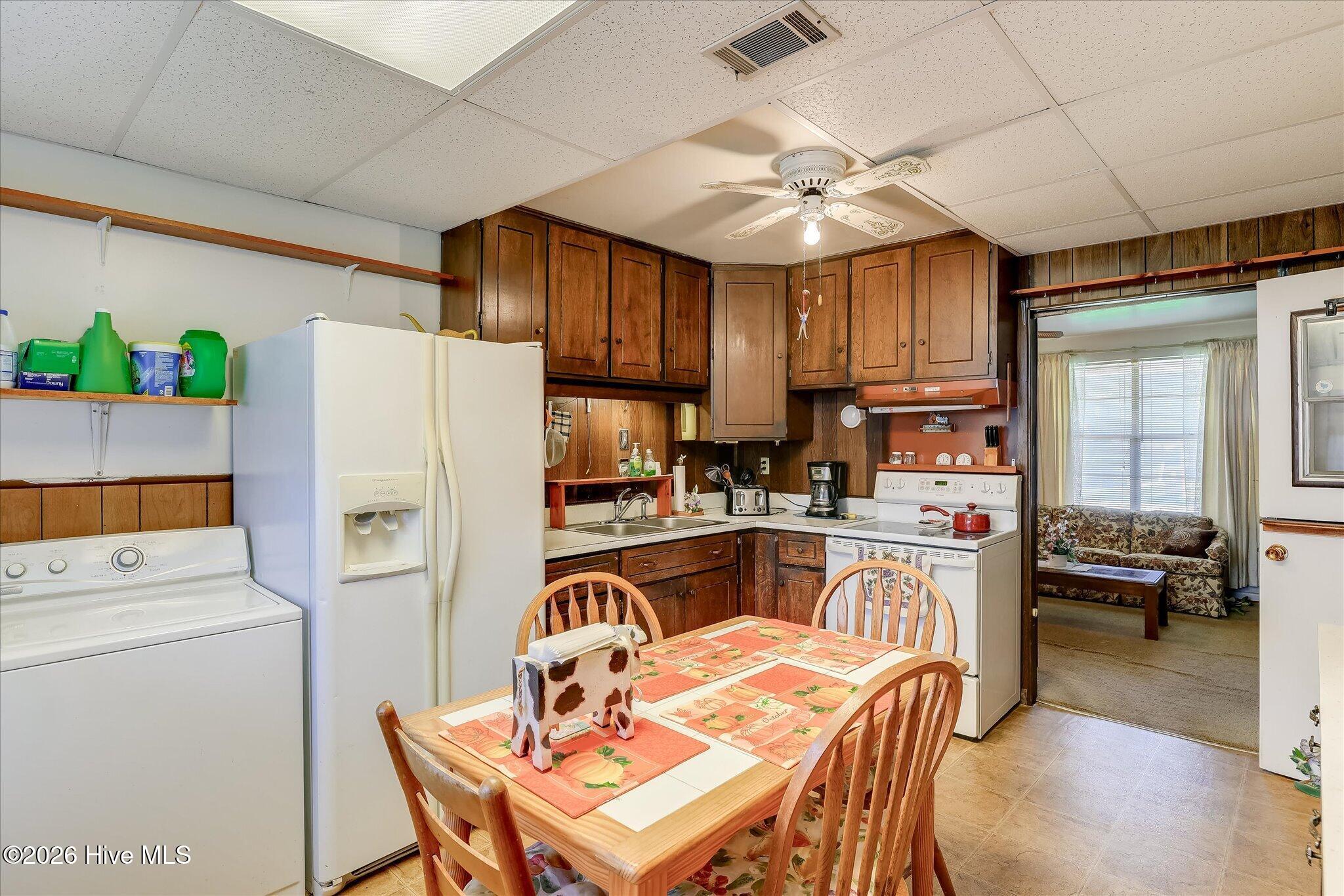 3540 Jonathan Circle Property Photo 11