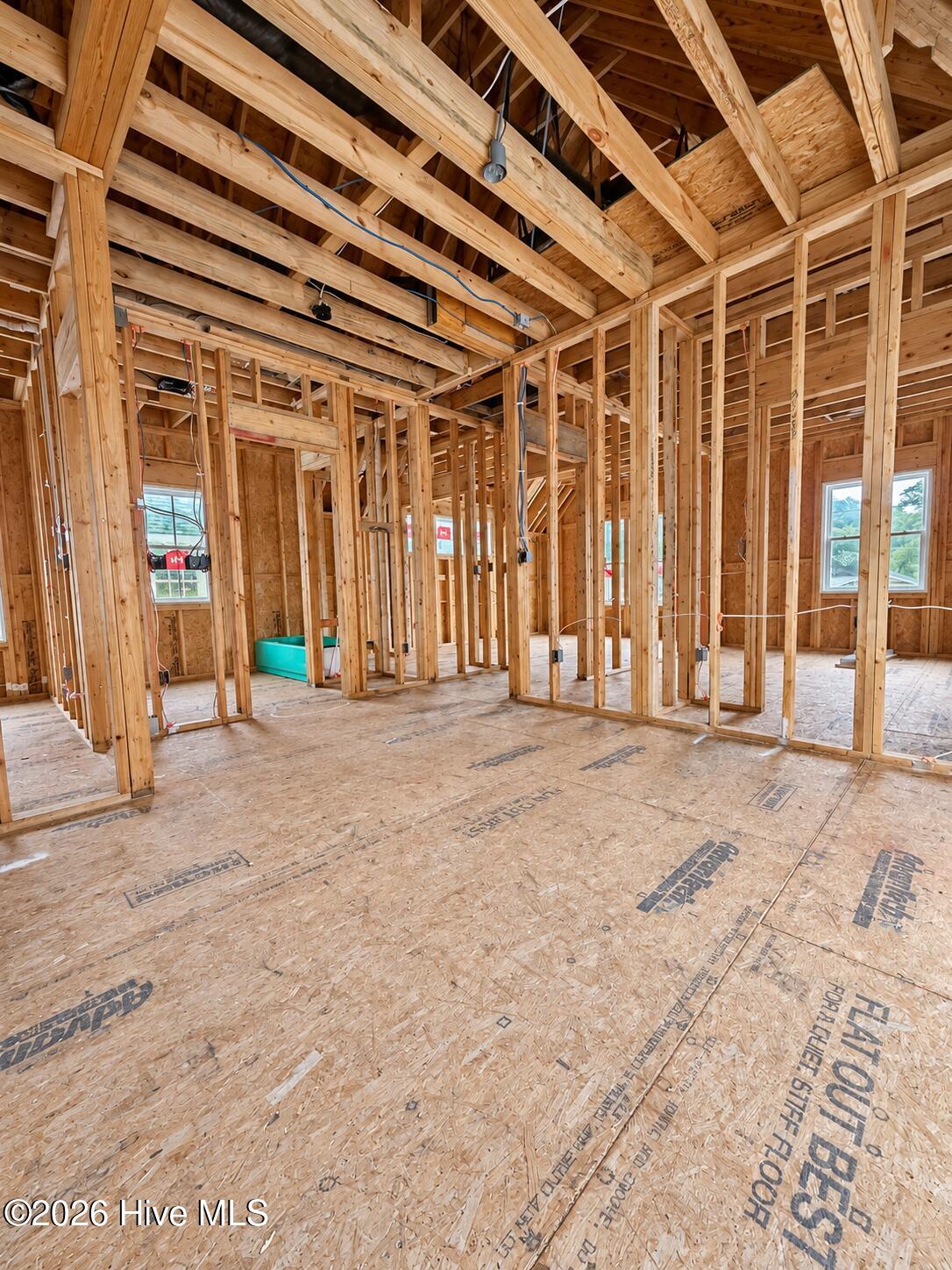 609 N Burrington Avenue Property Photo 4