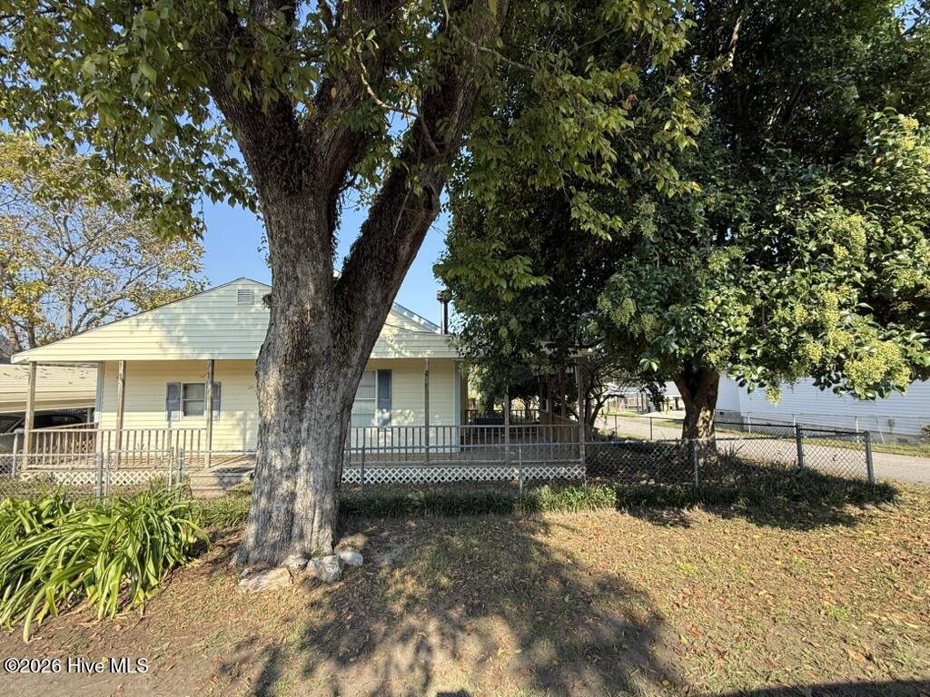 20 Robinson Street Property Photo 22