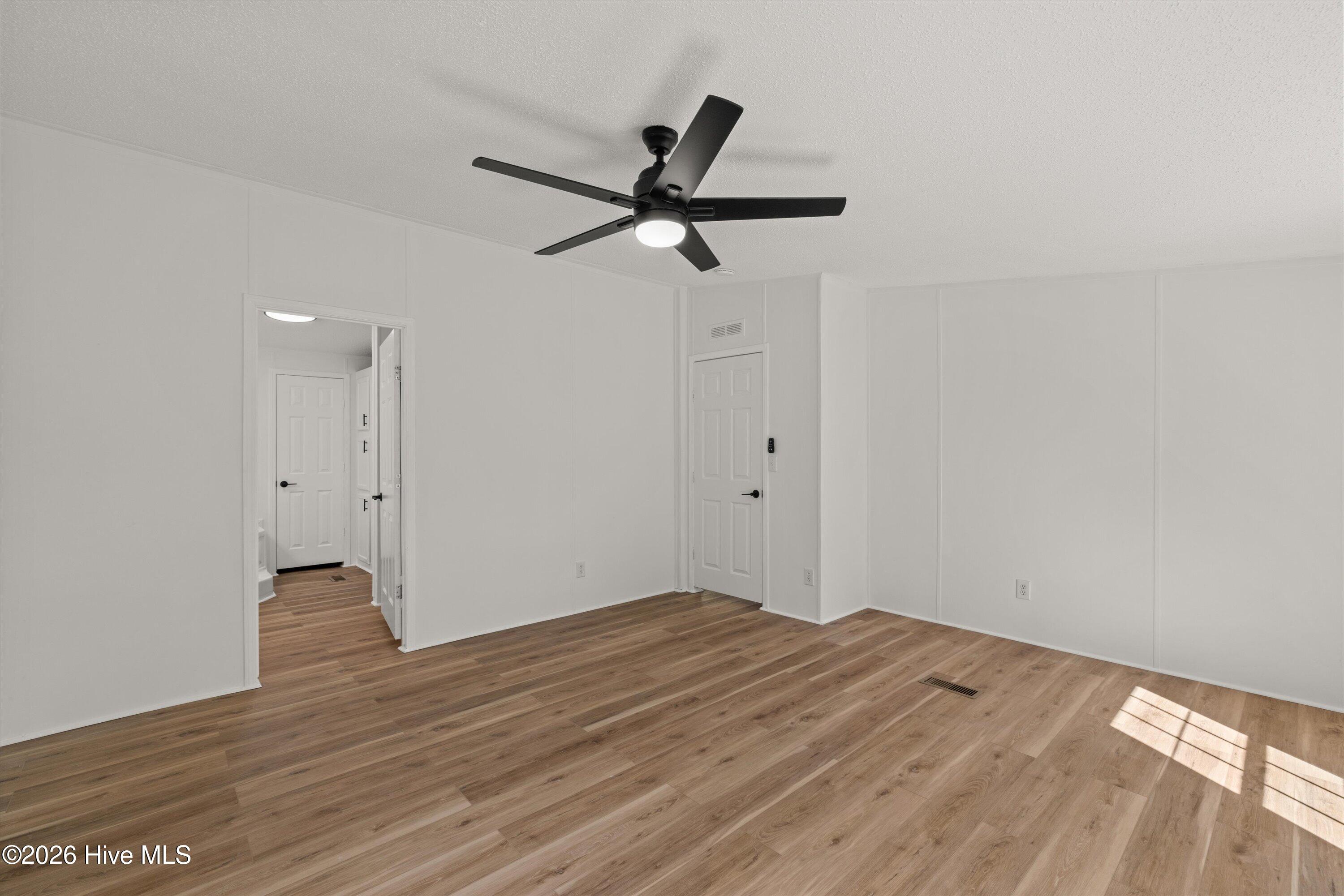 34 Starling Court Property Photo 37