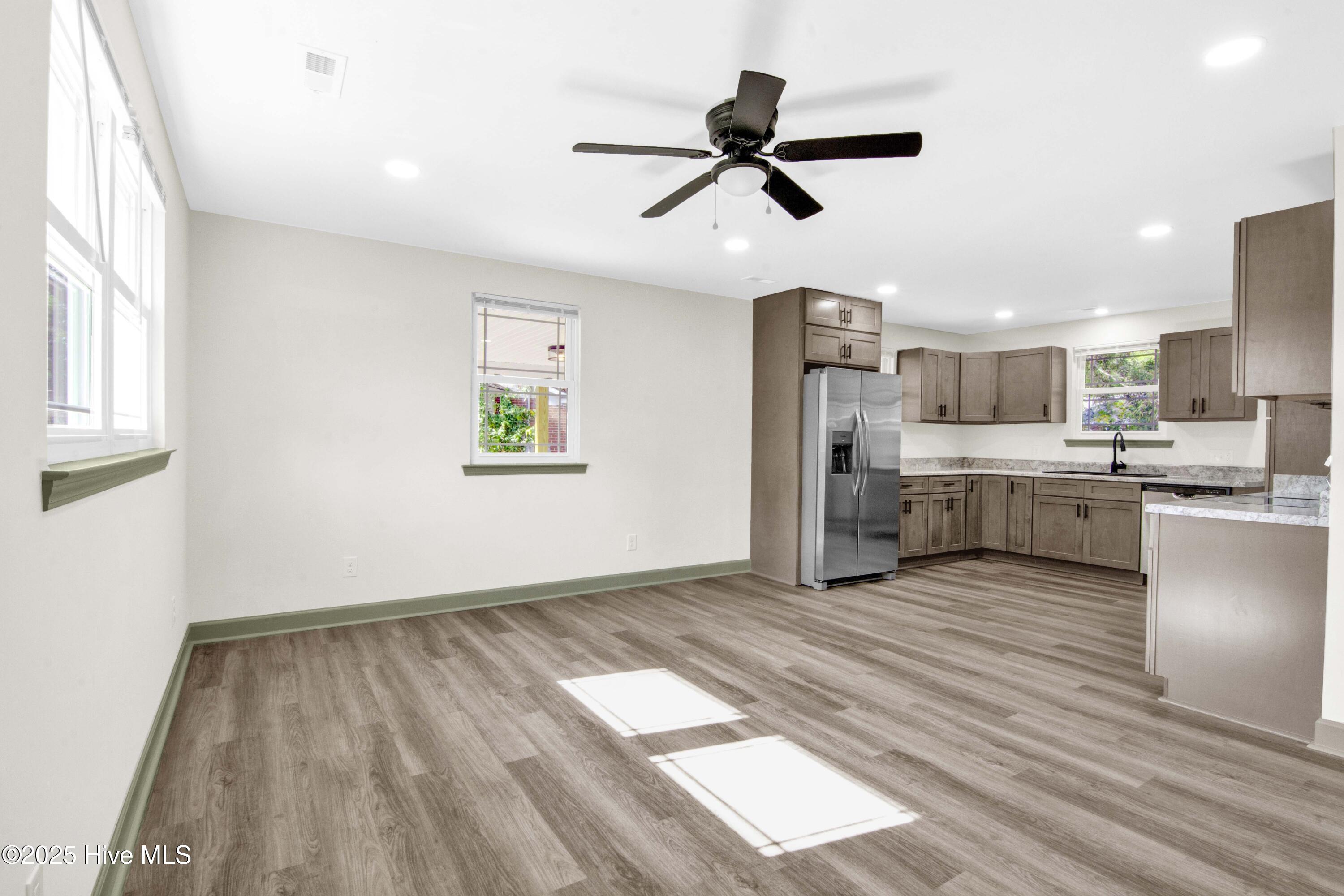103 Armstrong Drive Property Photo 4