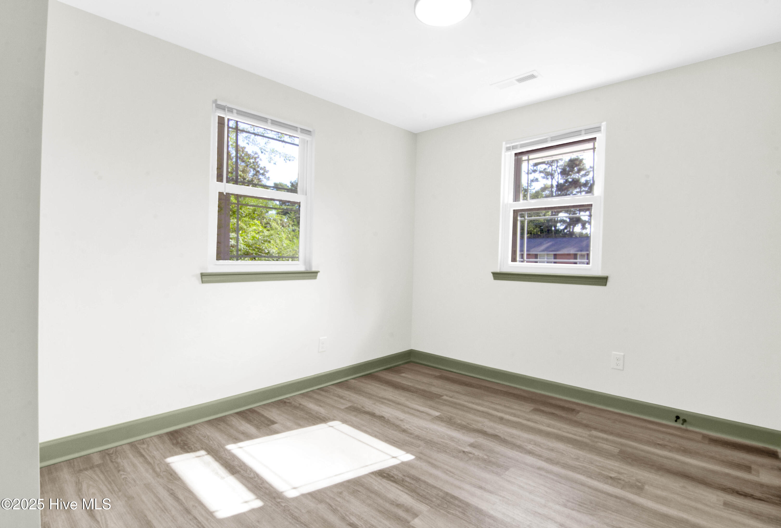 103 Armstrong Drive Property Photo 16