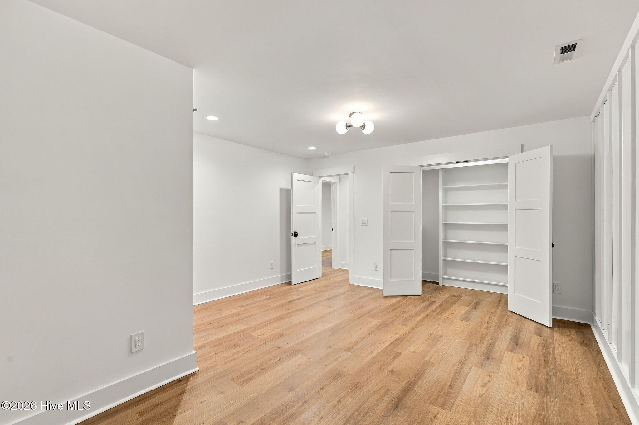 315 Lake Forest Drive Sw Property Photo 45