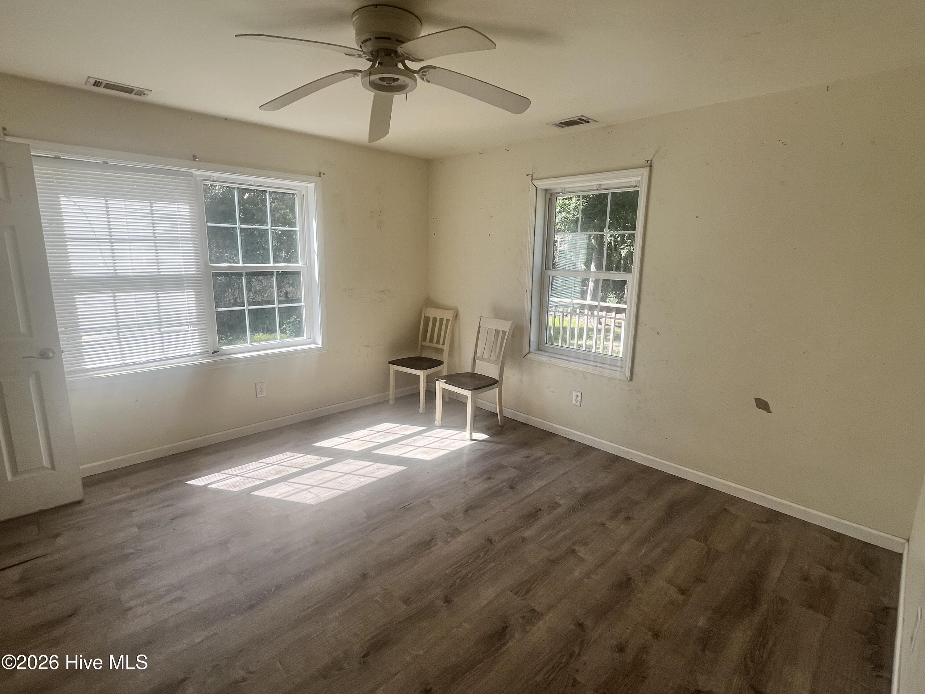 948 Jefferson Road Property Photo 6