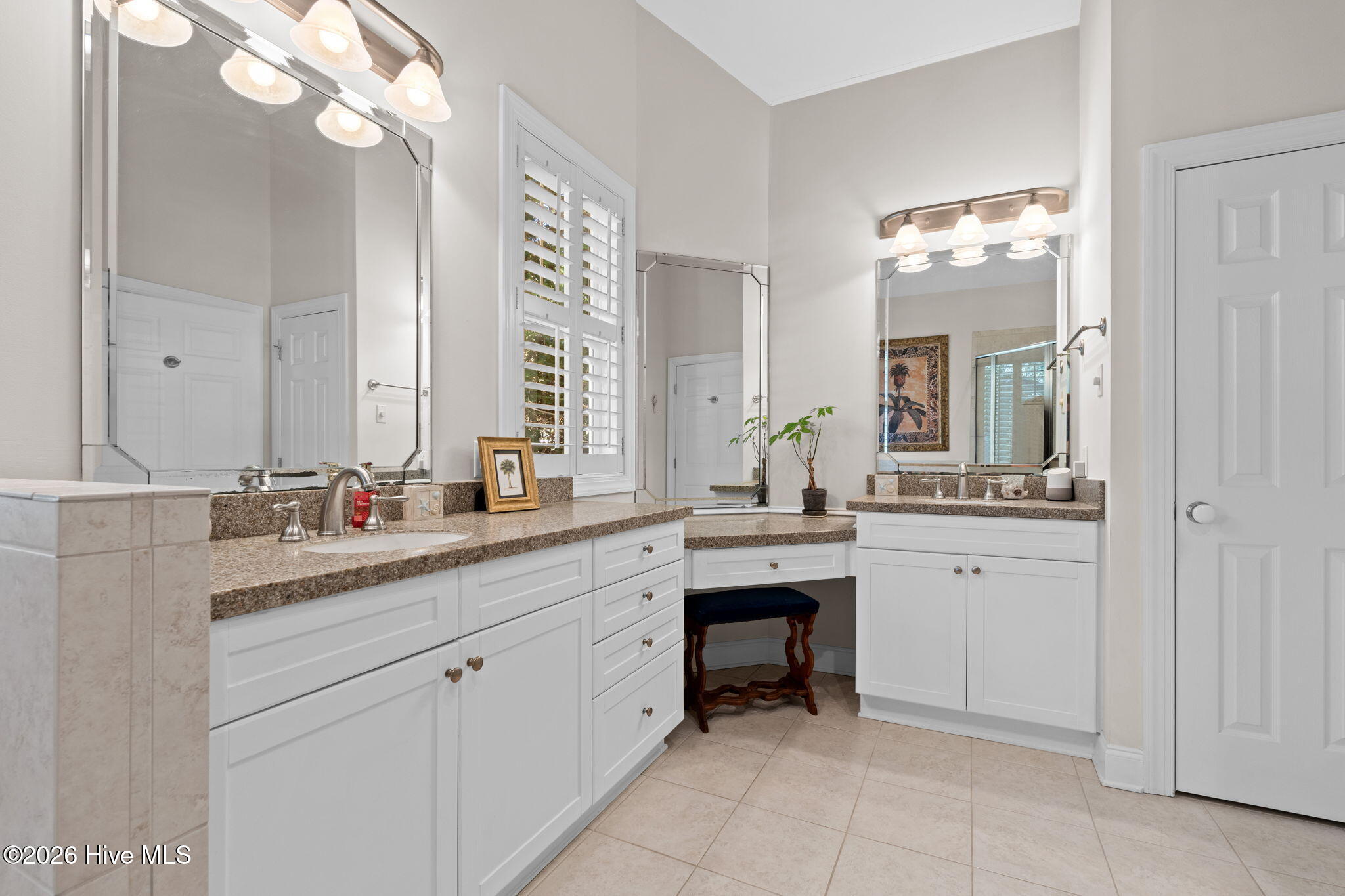 5113 Fernwood Drive Property Photo 17