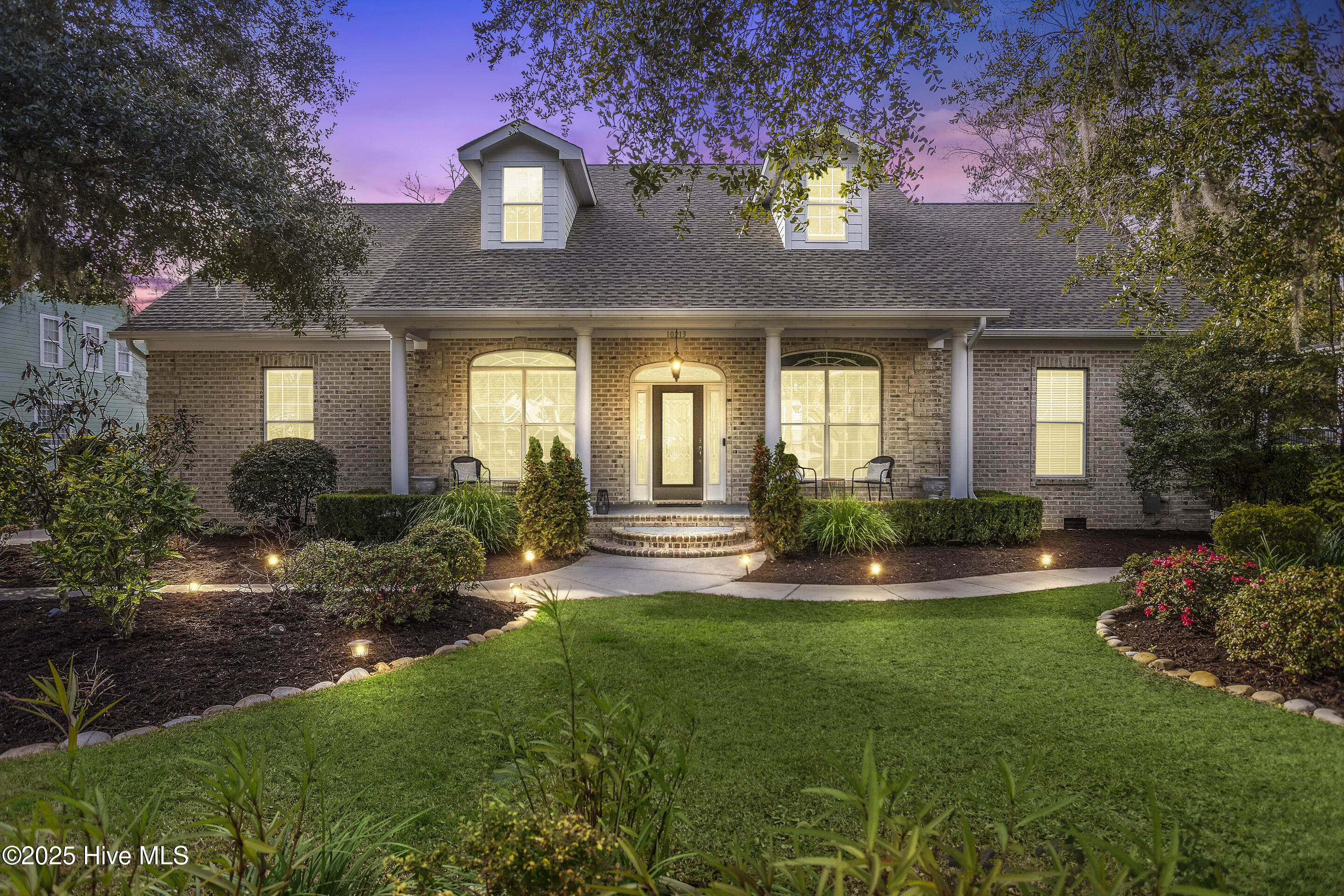 10213 Mariners Cove Court Property Image