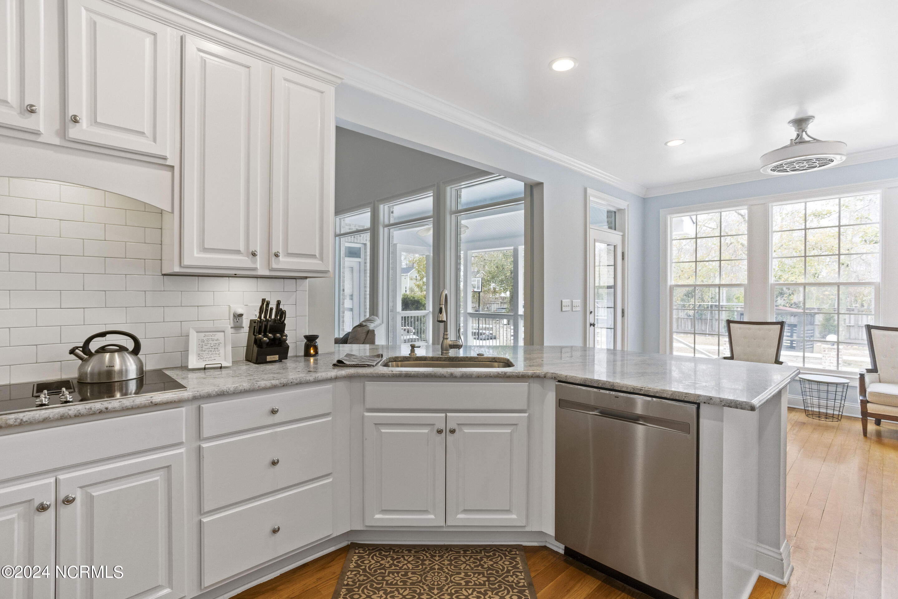 10213 Mariners Cove Court Property Photo 20