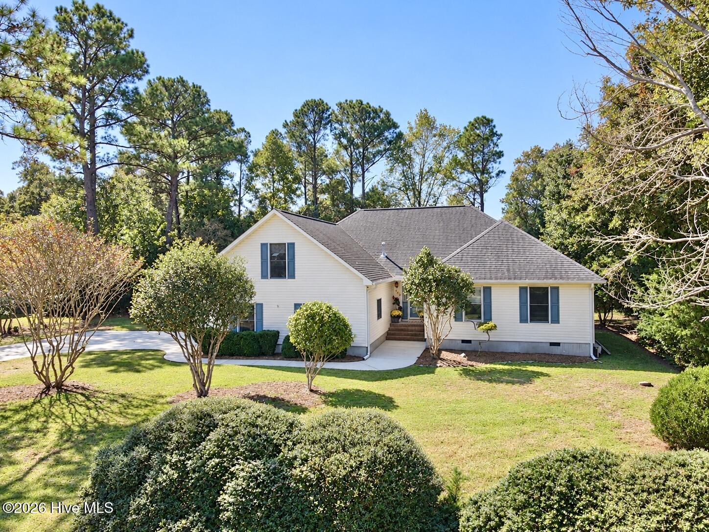 305 Shearwater Drive Property Photo 1