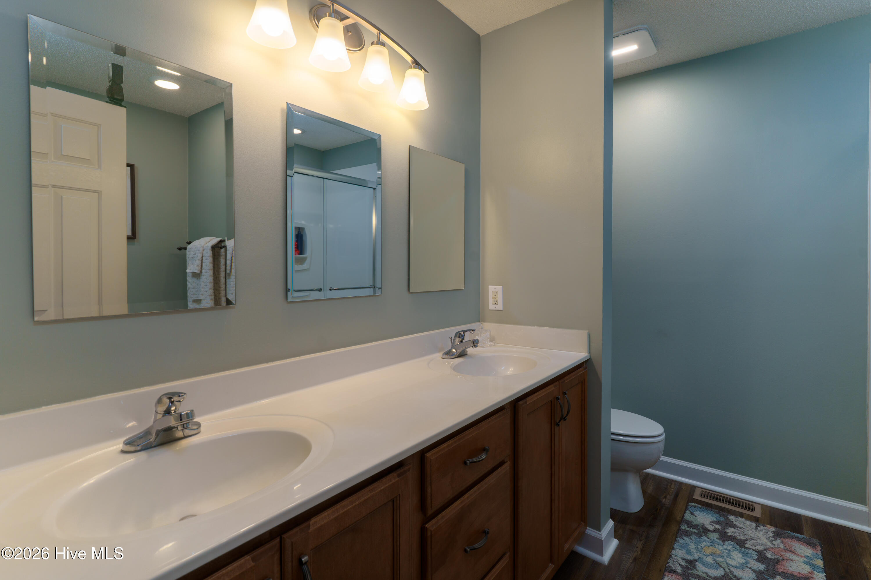 144 Edgewater Drive Property Photo 15