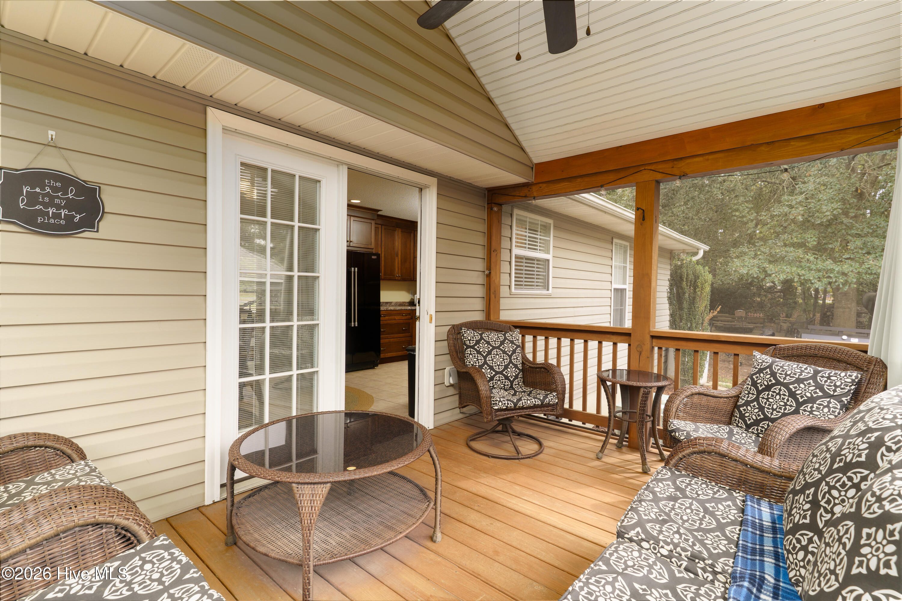 144 Edgewater Drive Property Photo 23