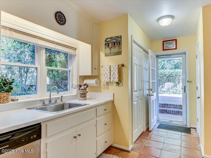 1106 Winter Street Property Photo 12