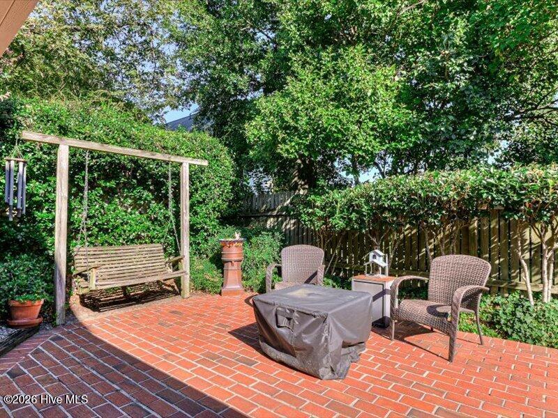 1106 Winter Street Property Photo 34
