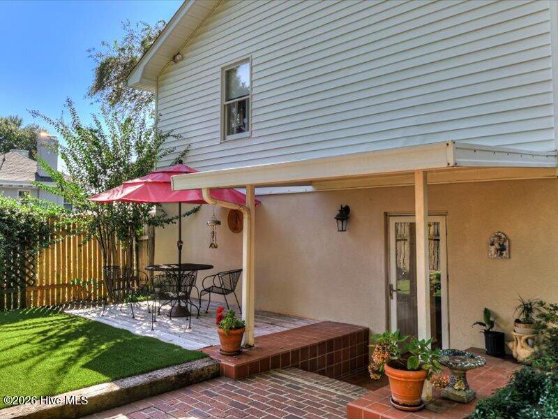 1106 Winter Street Property Photo 37