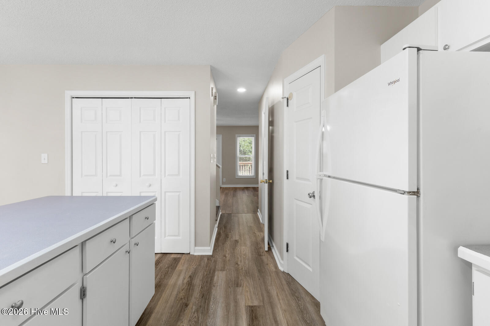 123 Jackson Avenue B Property Photo 16
