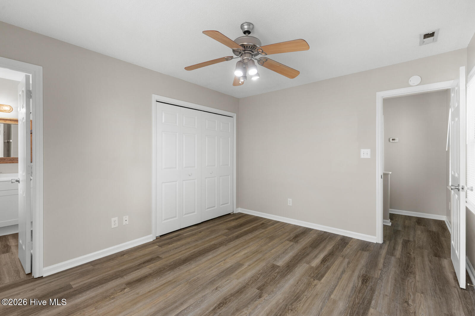 123 Jackson Avenue B Property Photo 21